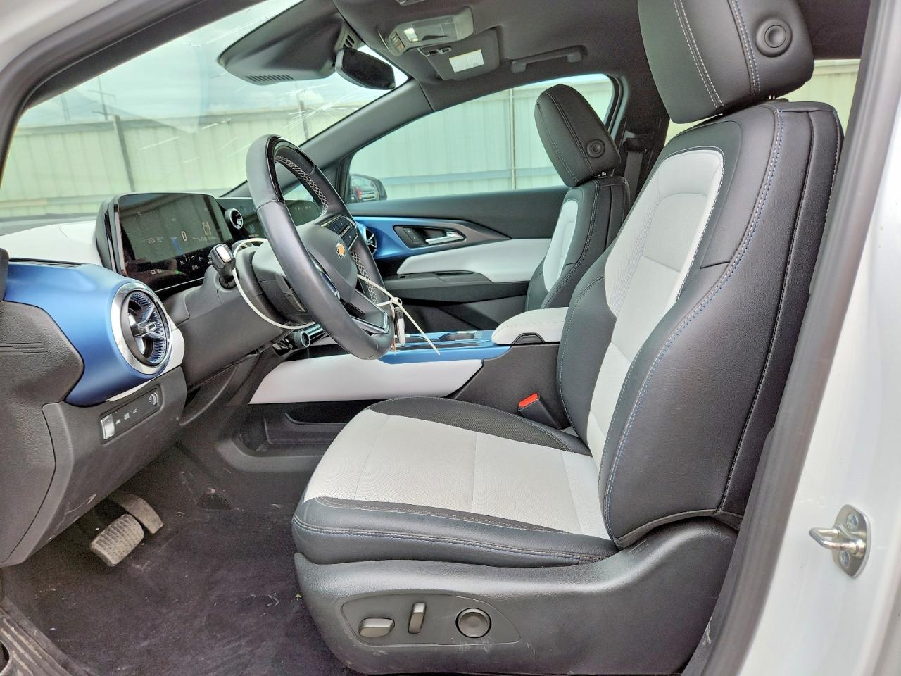 CHEVROLET EQUINOX 2024 — 8