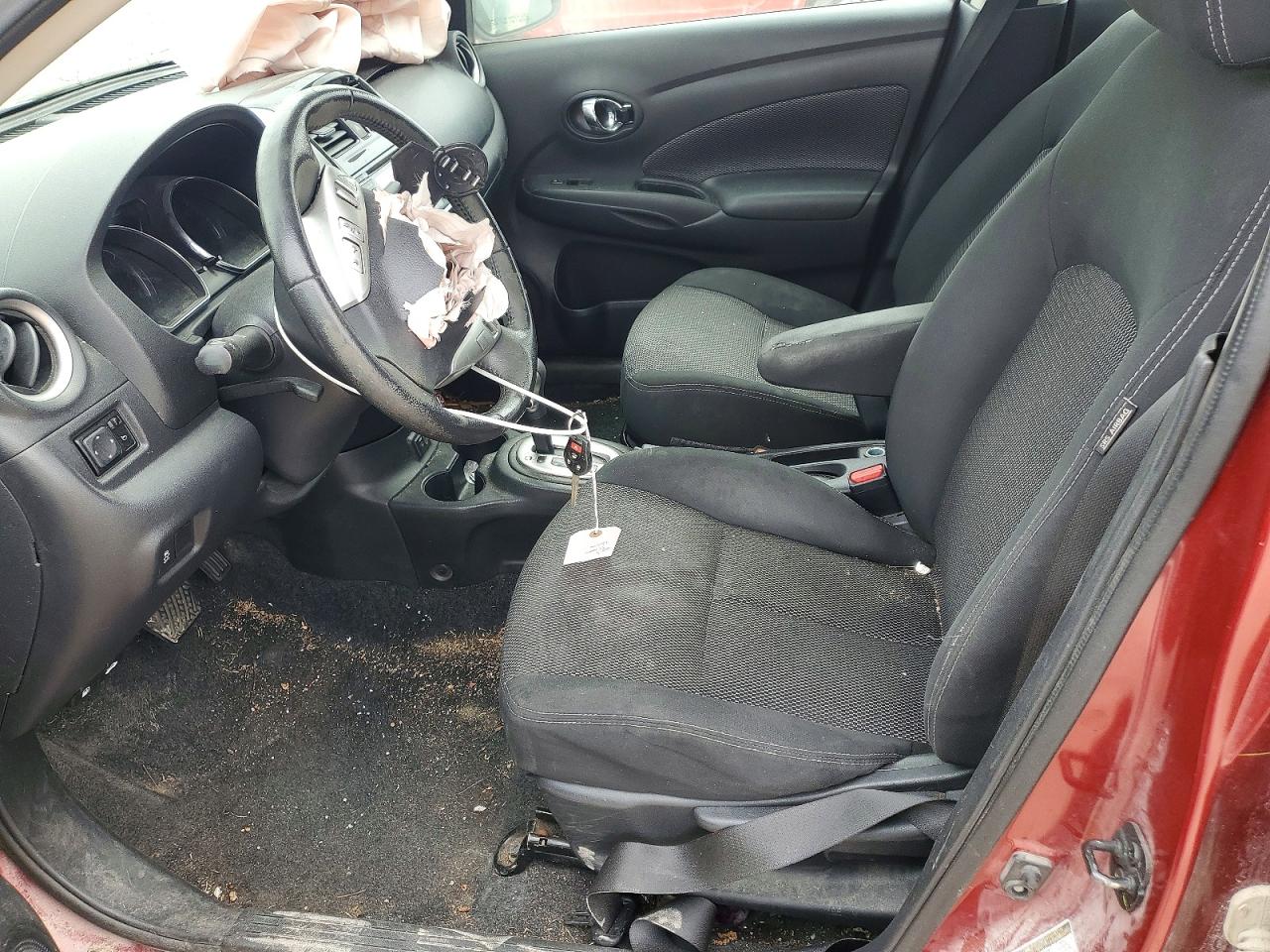NISSAN VERSA 2018 — 8