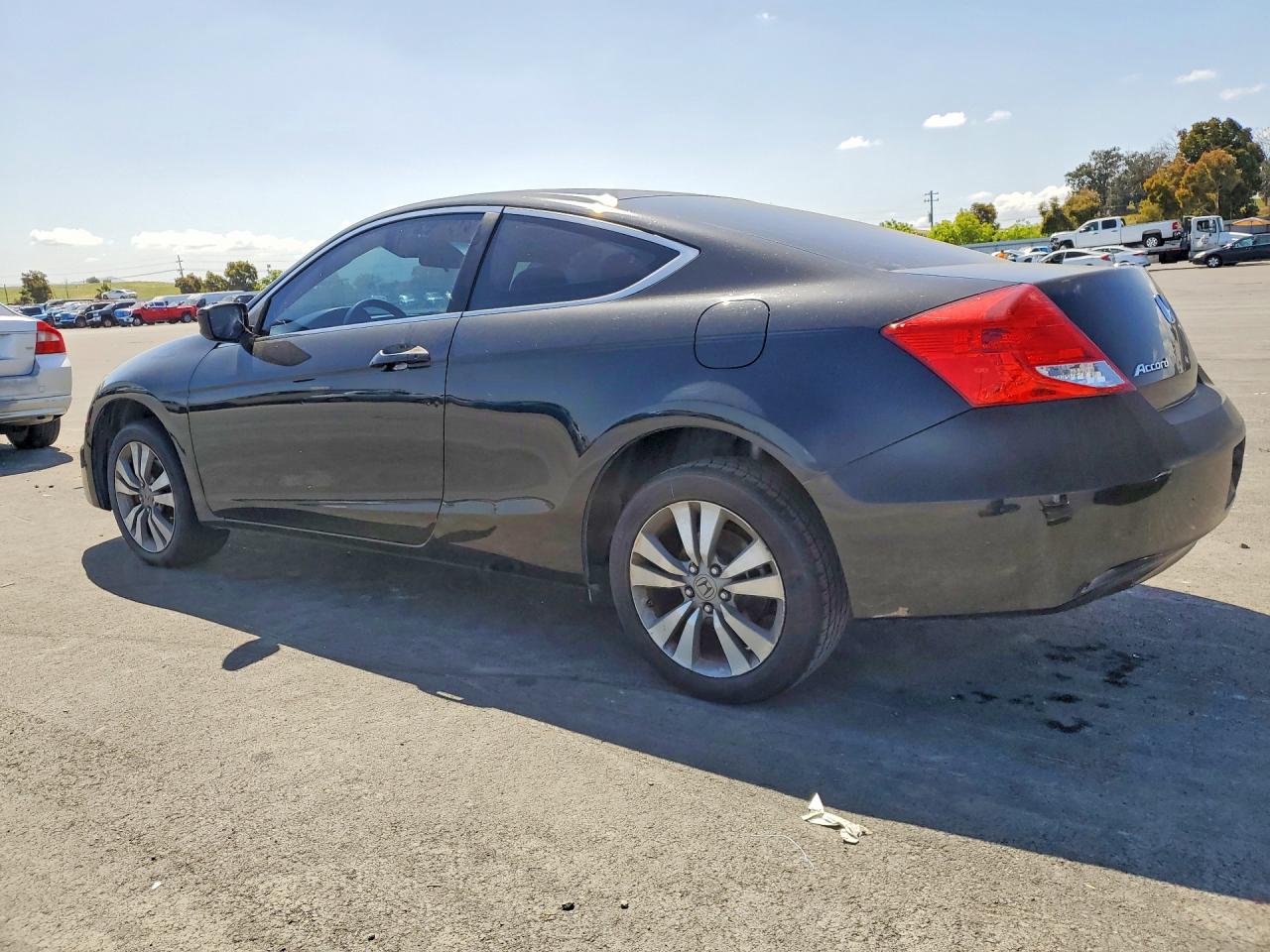 HONDA ACCORD 2011 — 3
