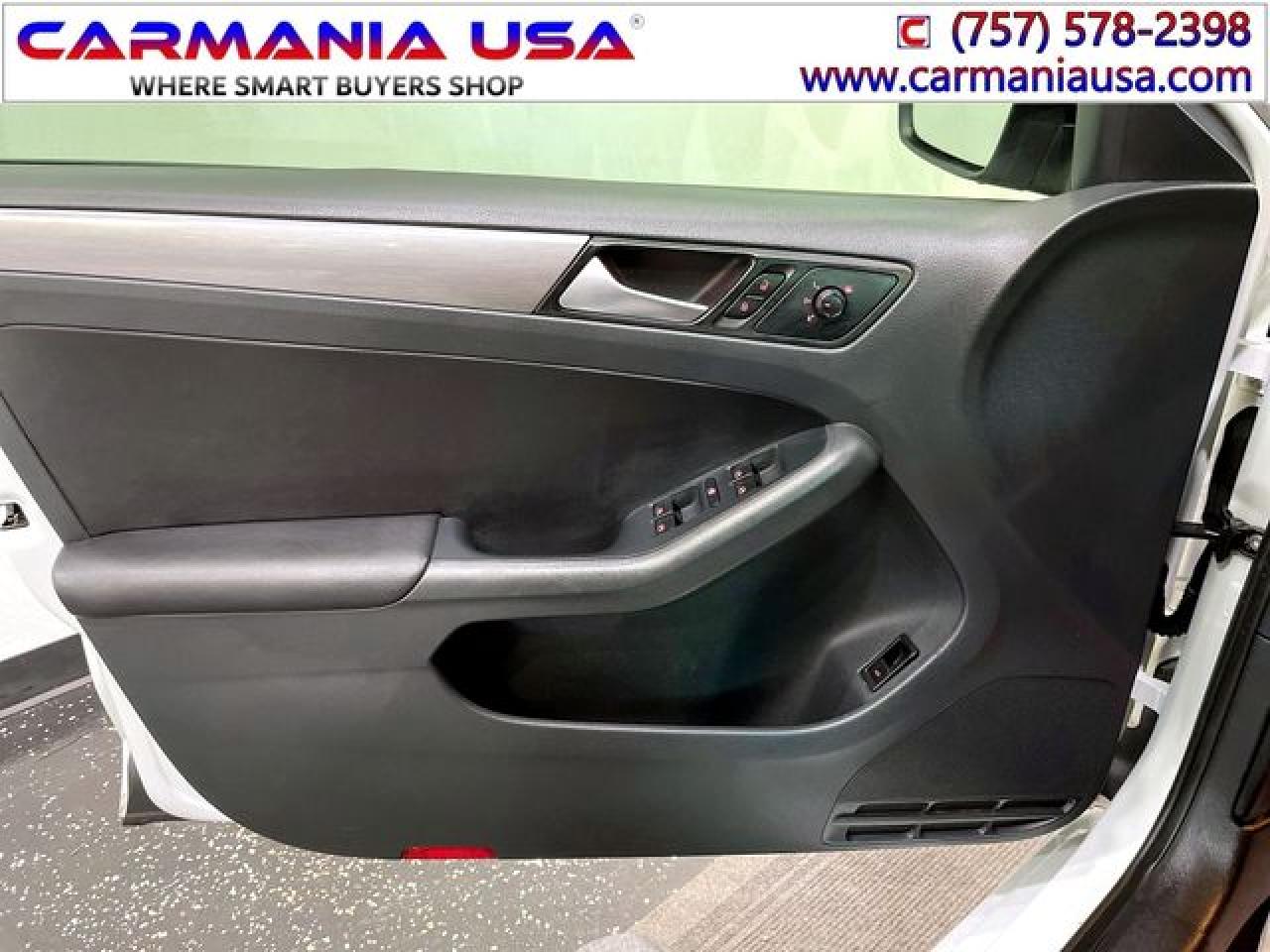 VOLKSWAGEN JETTA 2016 — 21