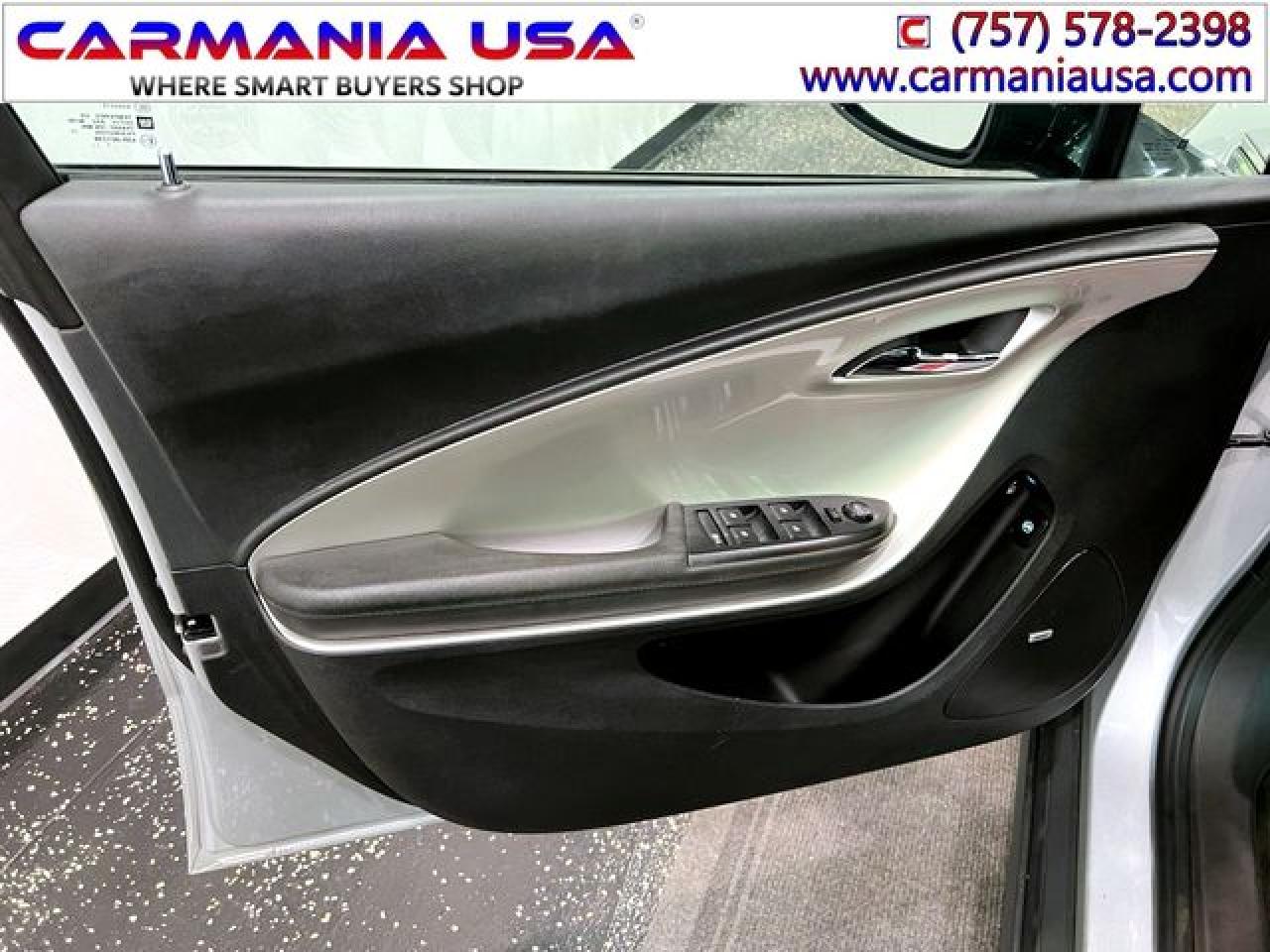 CHEVROLET VOLT 2012 — 12