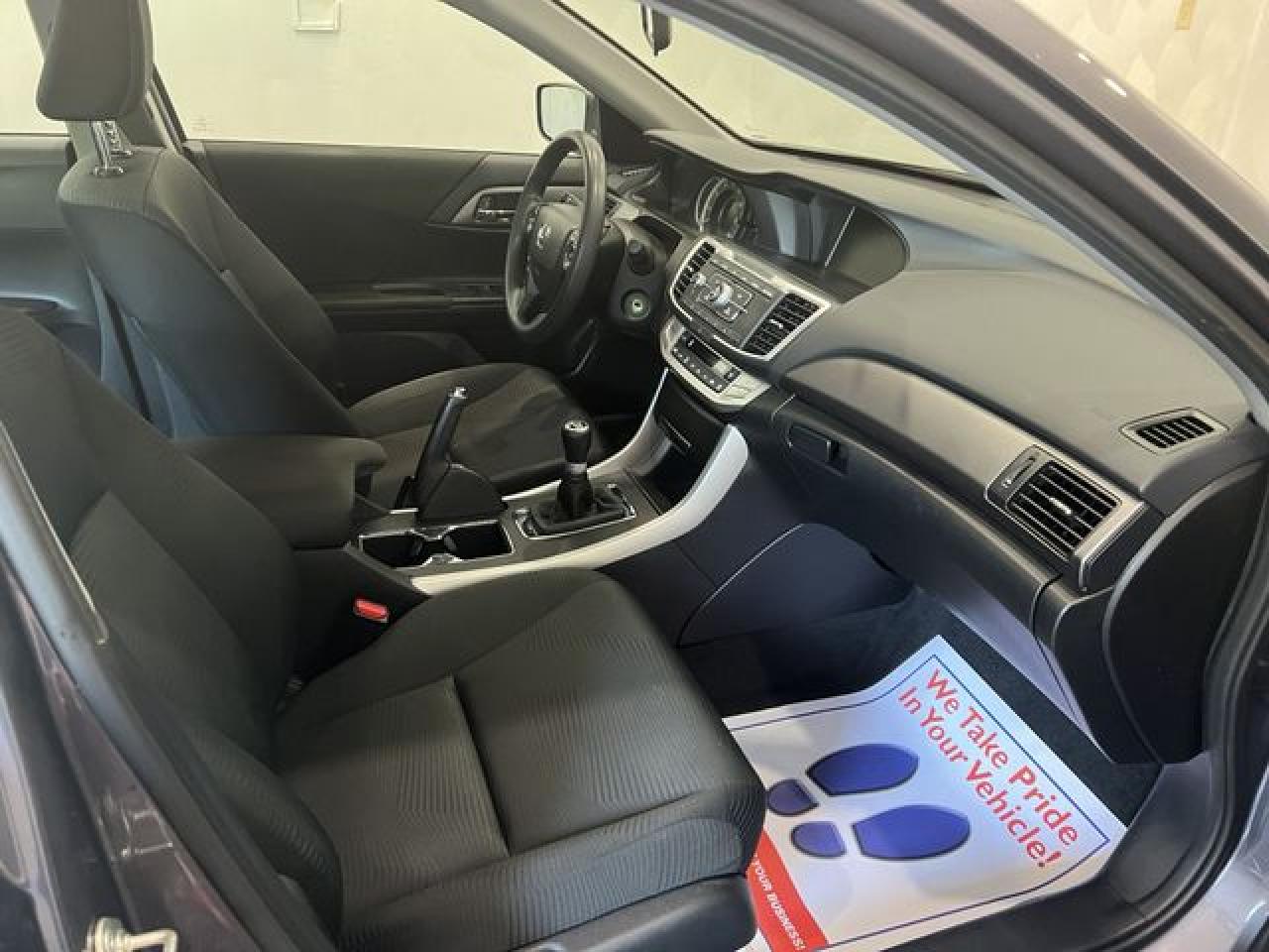 HONDA ACCORD 2015 — 25
