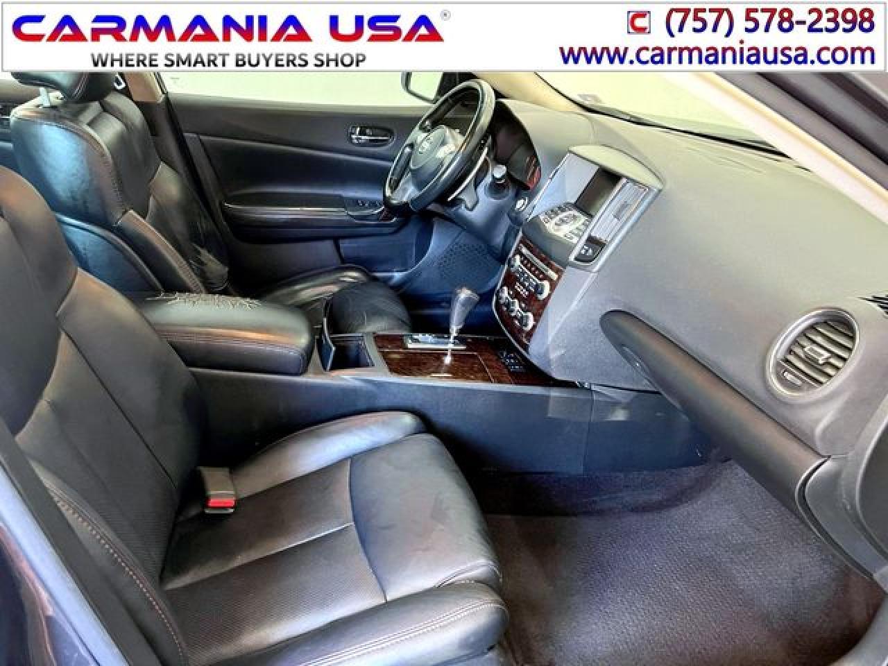 NISSAN MAXIMA 2010 — 17