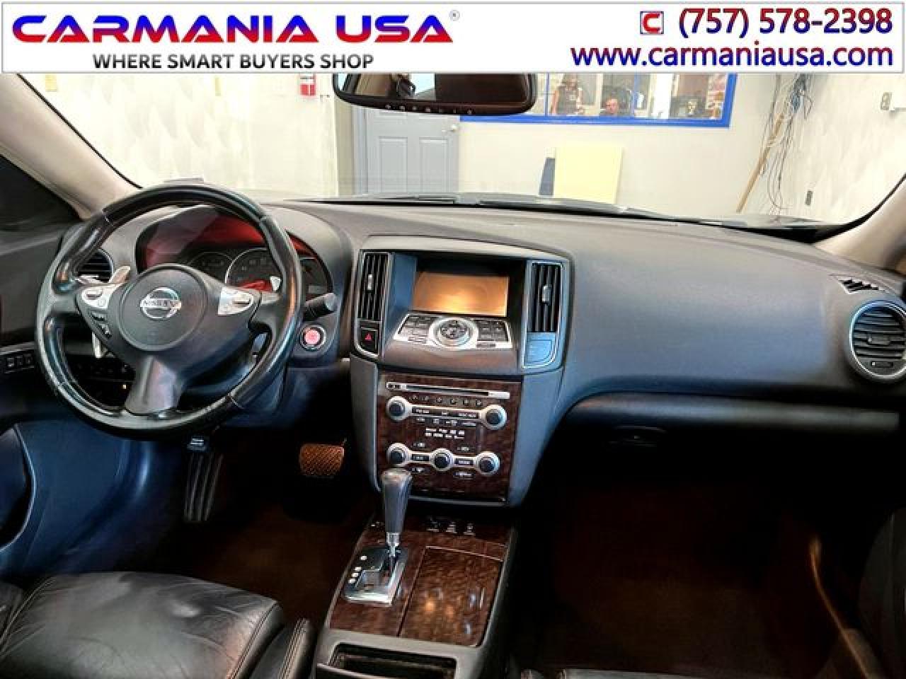 NISSAN MAXIMA 2010 — 20