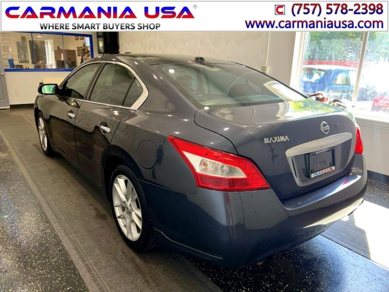NISSAN MAXIMA 2010 — 9