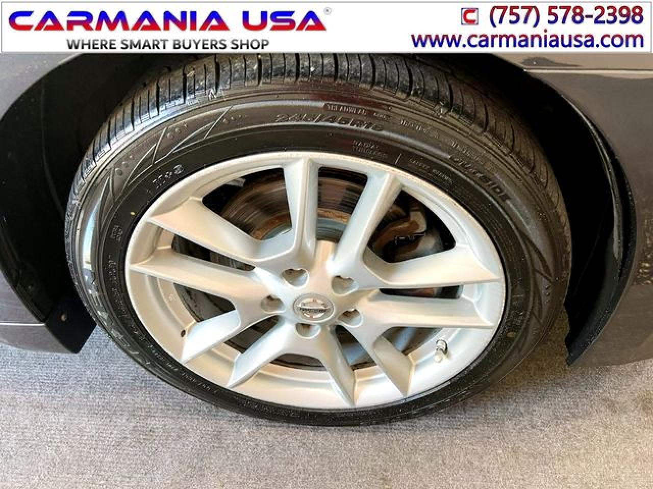 2010 NISSAN MAXIMA S