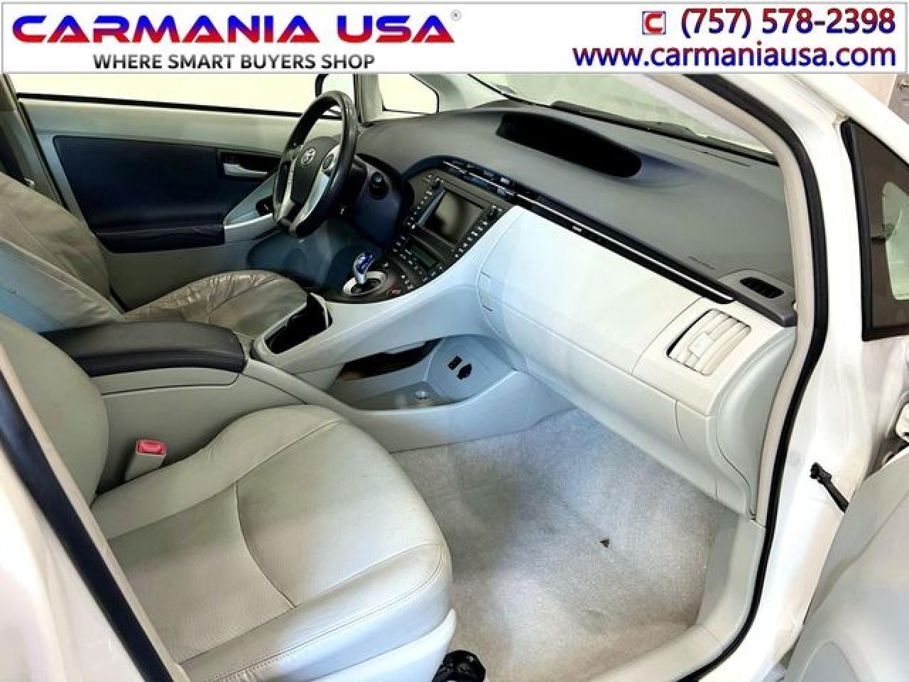 TOYOTA PRIUS 2010 — 26
