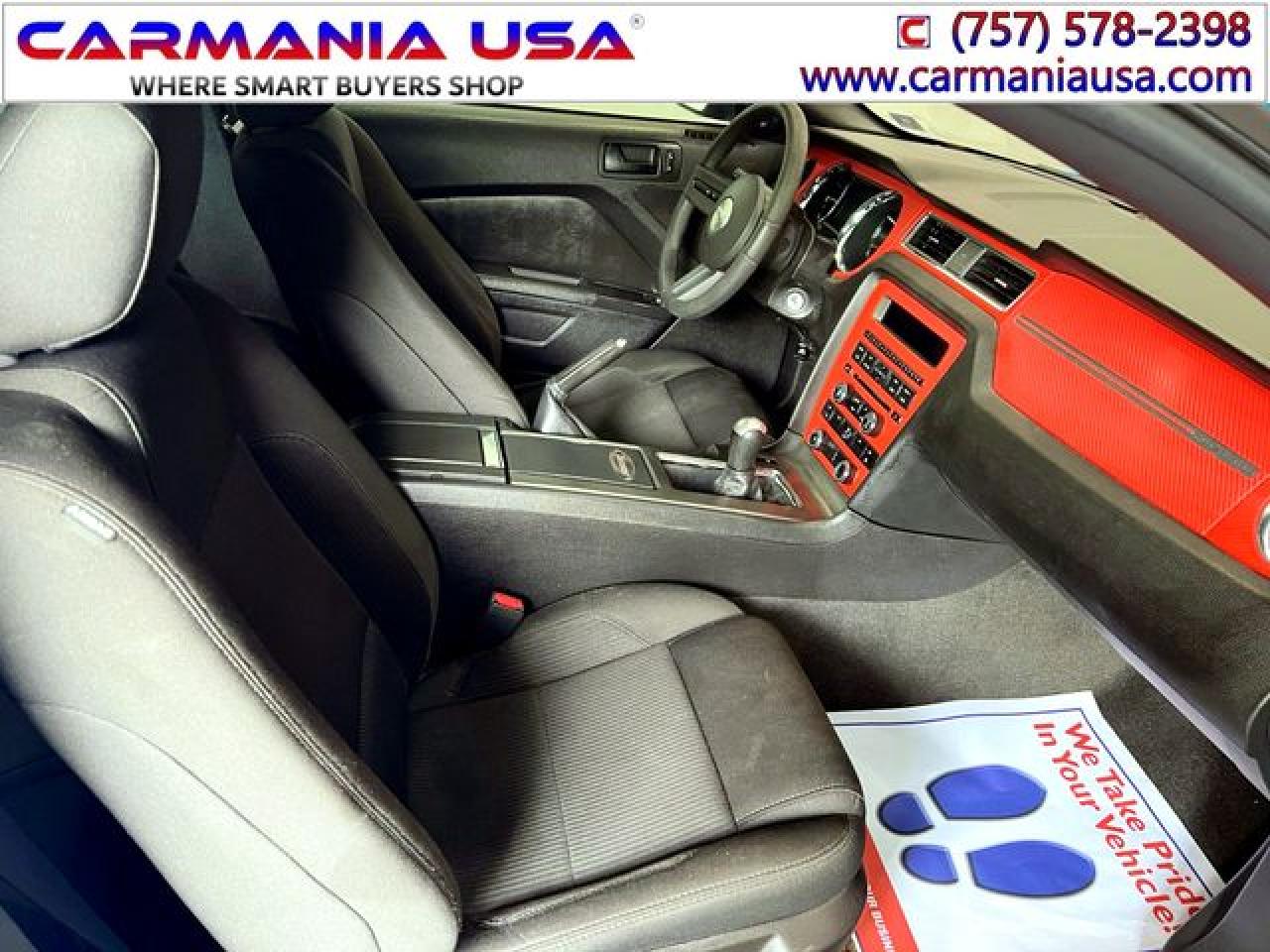 FORD MUSTANG 2011 — 22