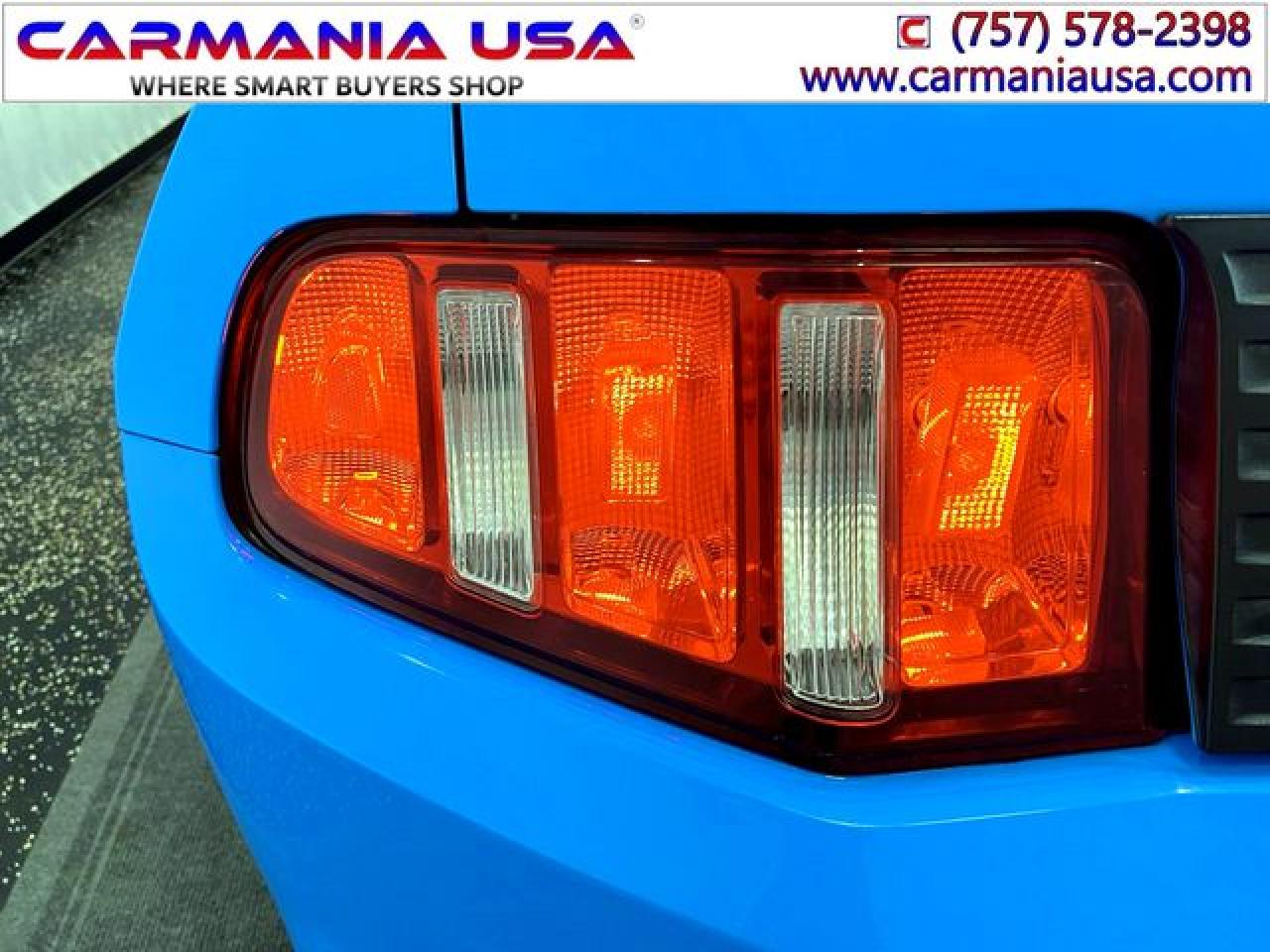 FORD MUSTANG 2011 — 24