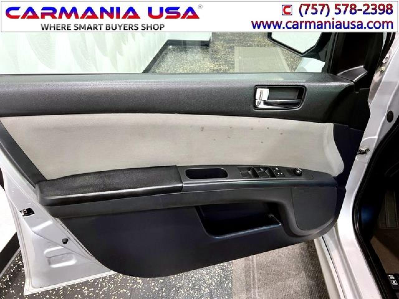 NISSAN SENTRA 2011 — 11