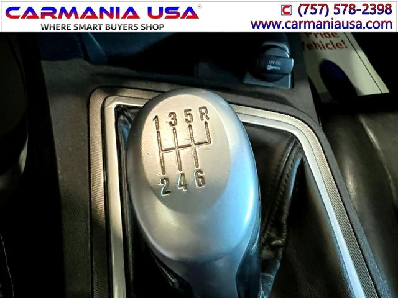 DODGE CHALLENGER 2010 — 25