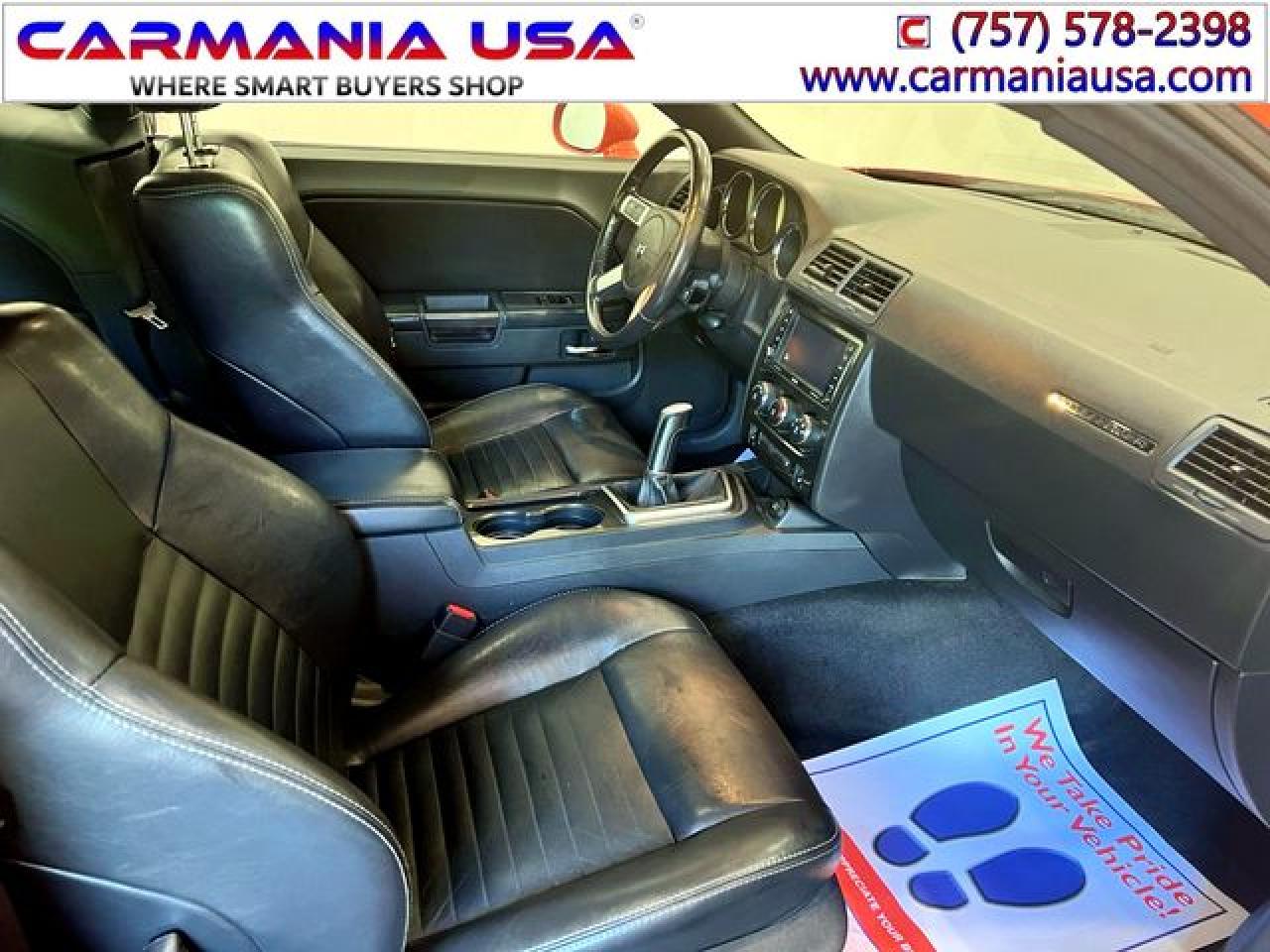 DODGE CHALLENGER 2010 — 17