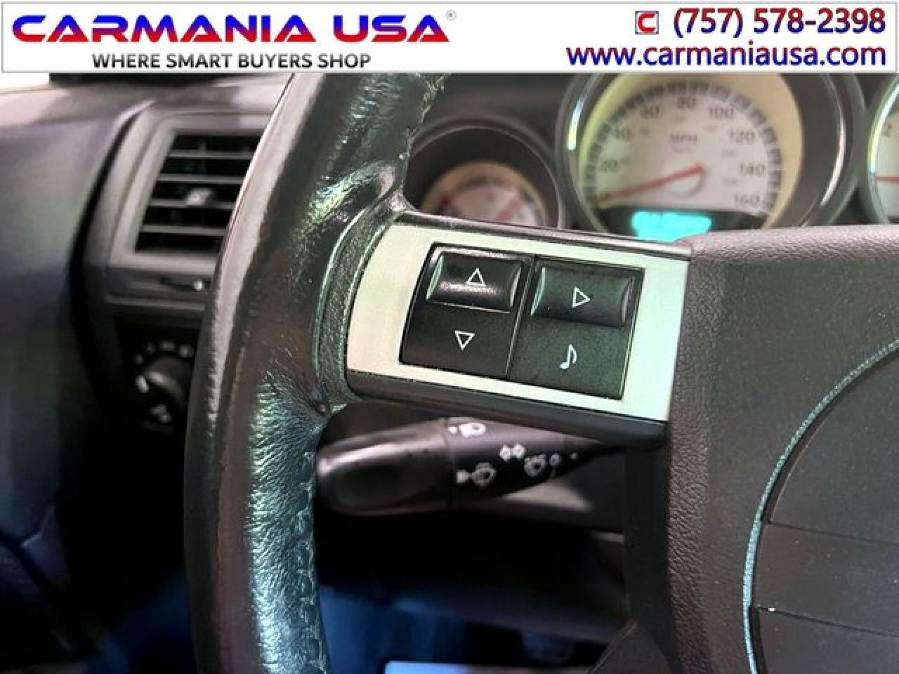 DODGE CHALLENGER 2010 — 21