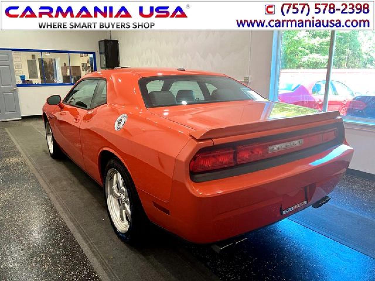 DODGE CHALLENGER 2010 — 8