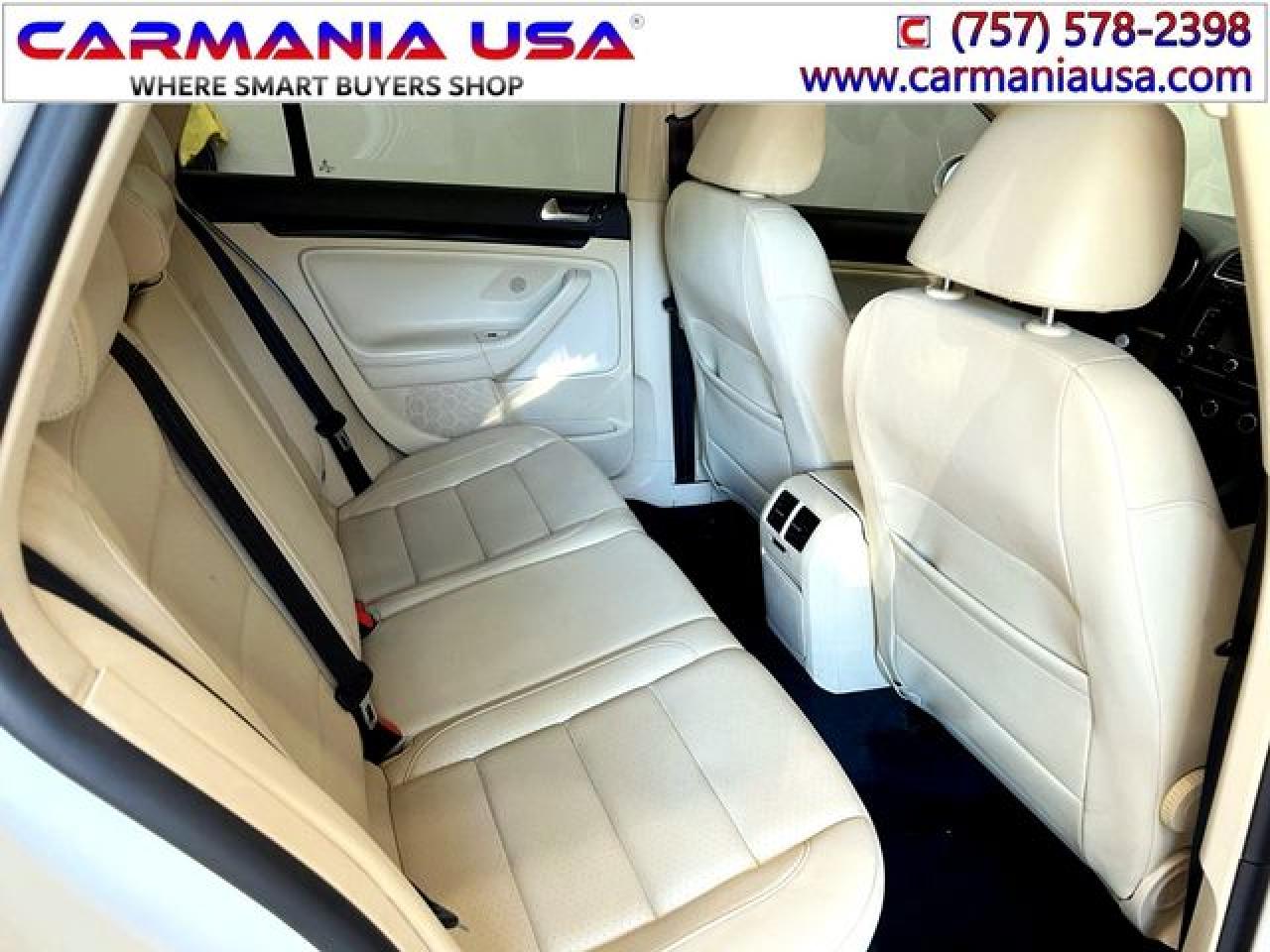 VOLKSWAGEN JETTA 2013 — 19