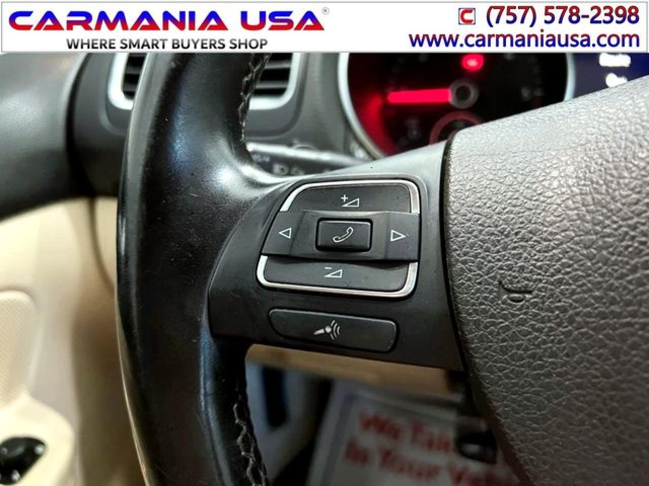 VOLKSWAGEN JETTA 2013 — 24