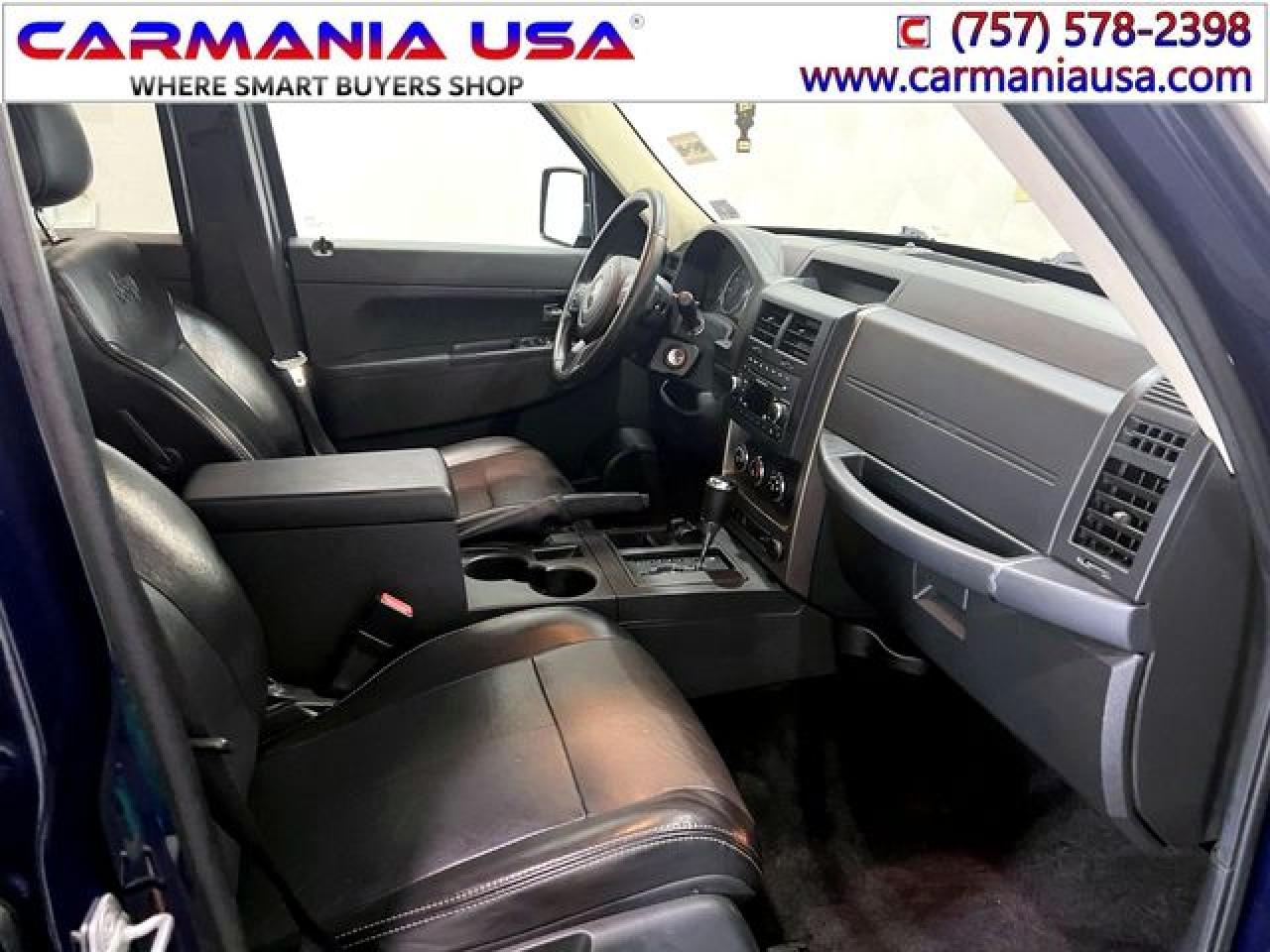 JEEP LIBERTY 2012 — 17