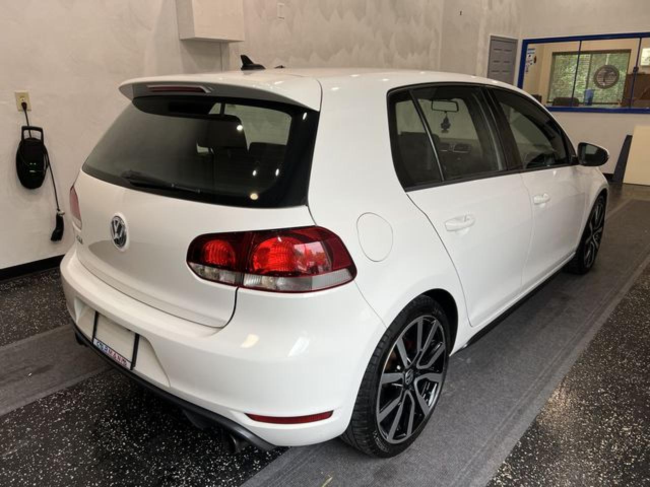 VOLKSWAGEN GTI 2014 — 7