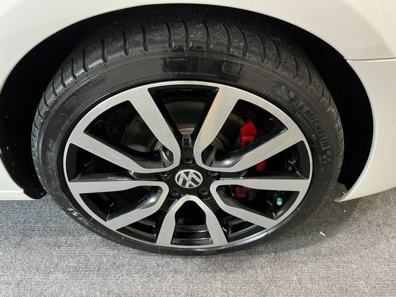 VOLKSWAGEN GTI 2014 — 6