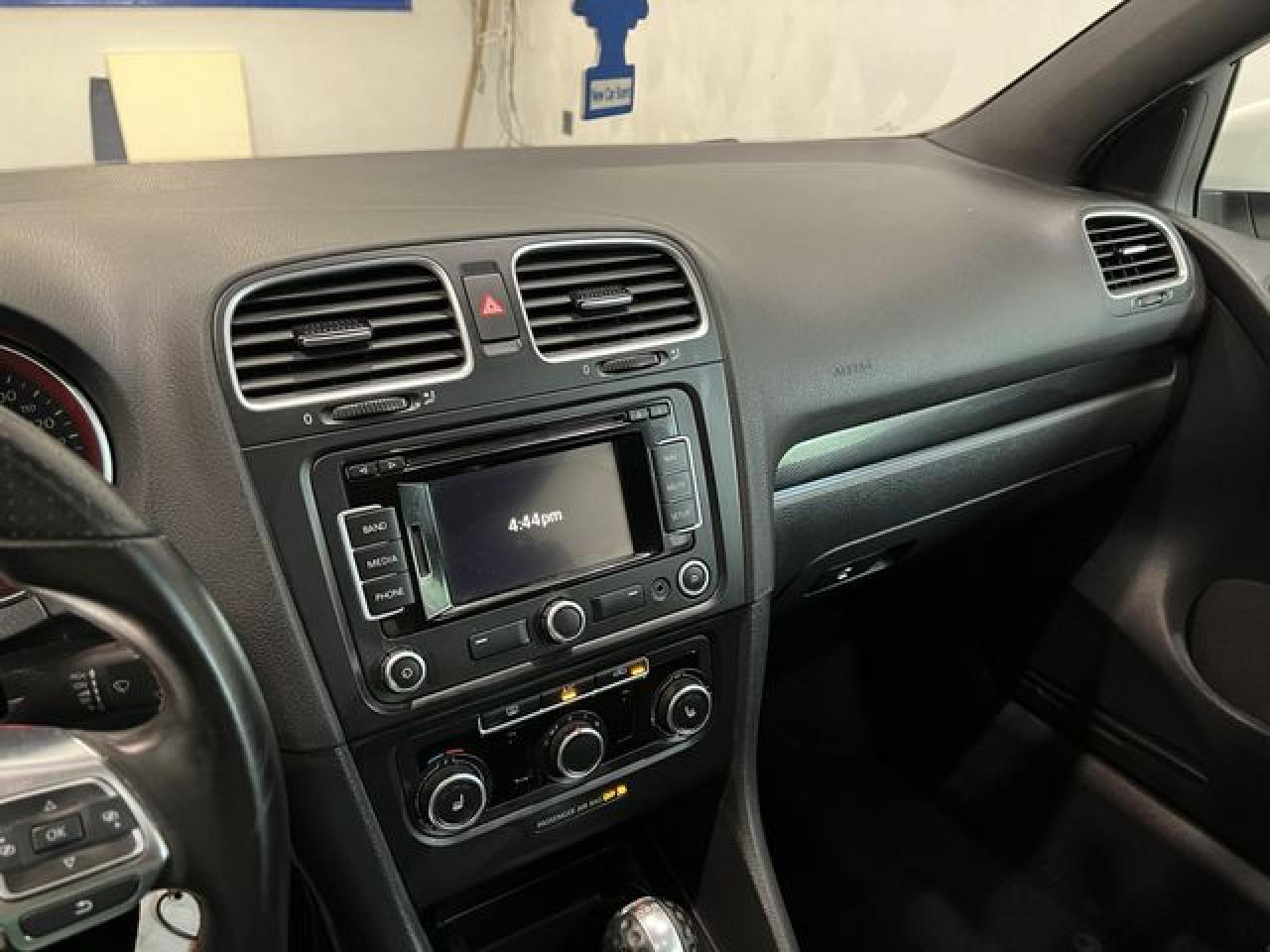 VOLKSWAGEN GTI 2014 — 24