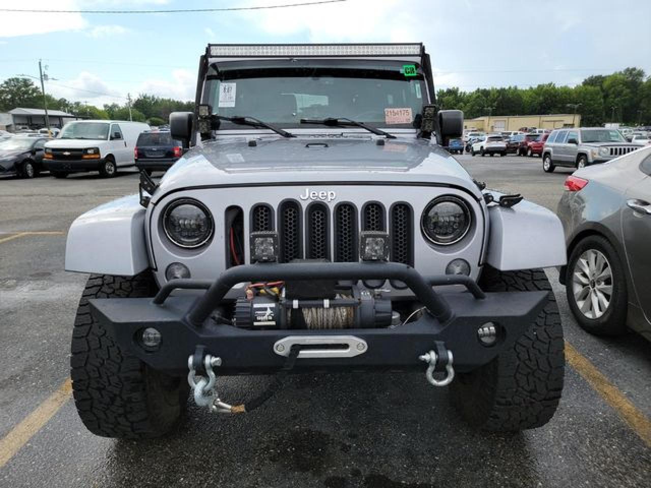 JEEP WRANGLER 2015 — 12