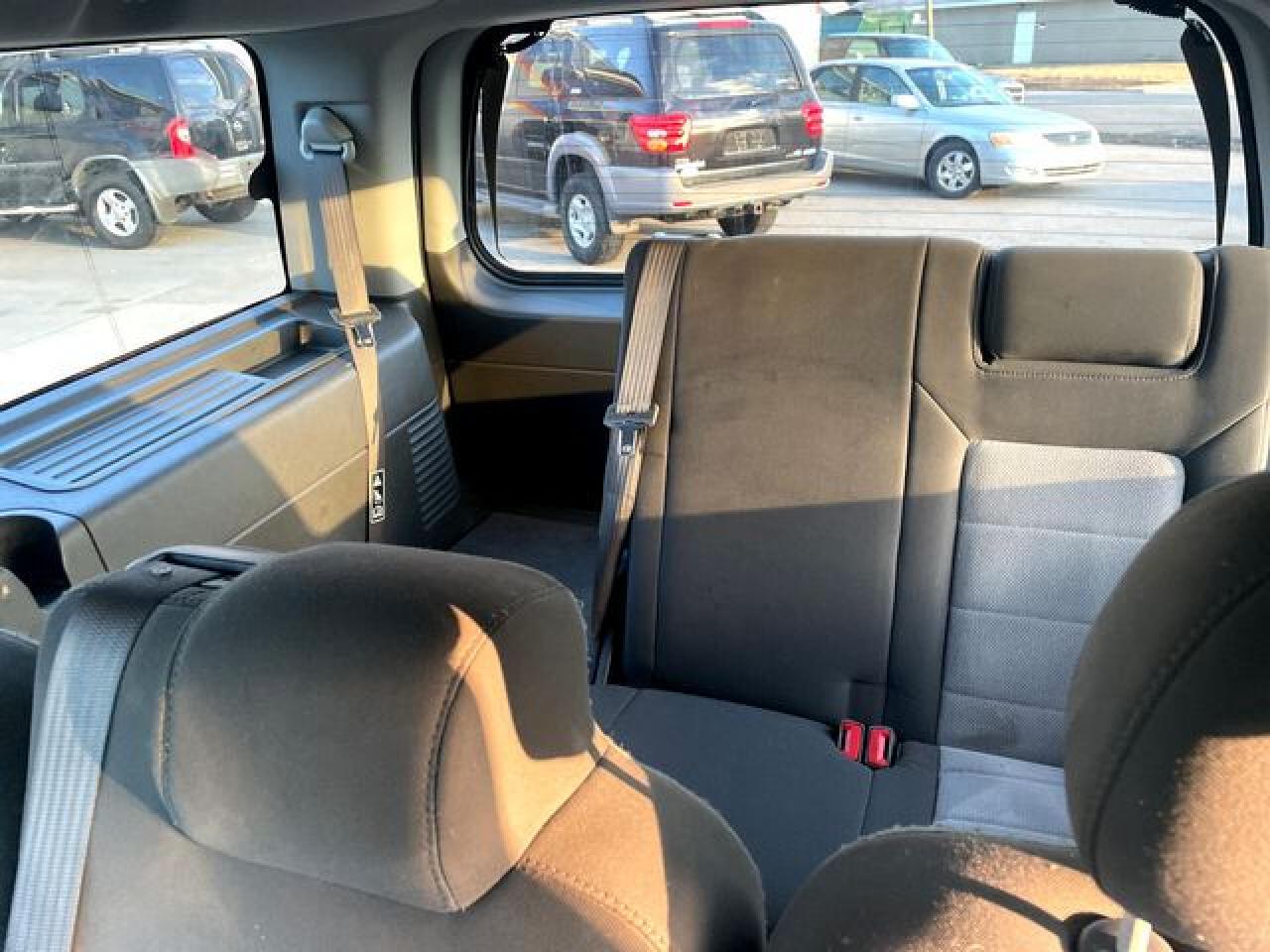 FORD EXPEDITION 2004 — 8