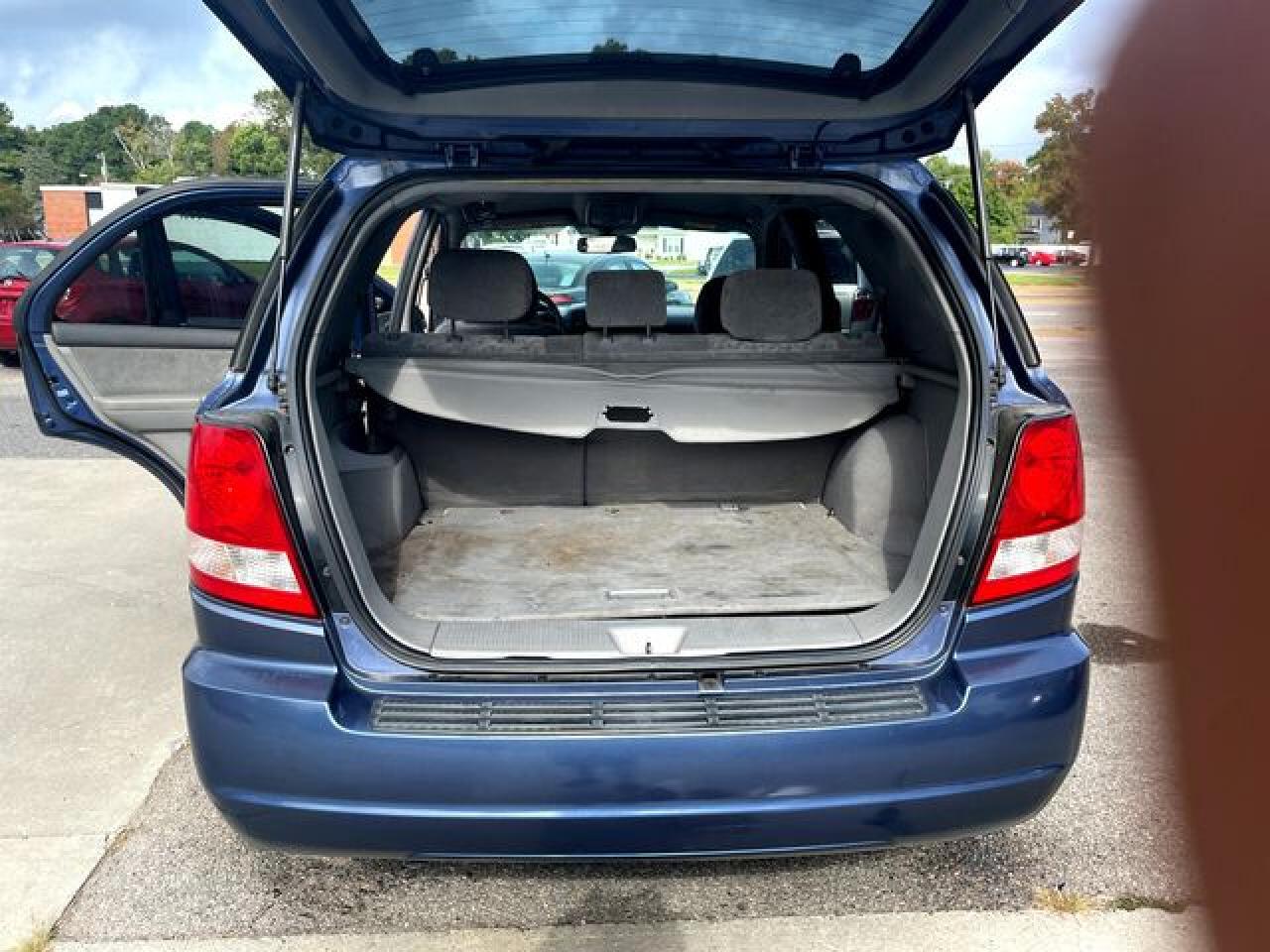 KIA SORENTO 2006 — 14