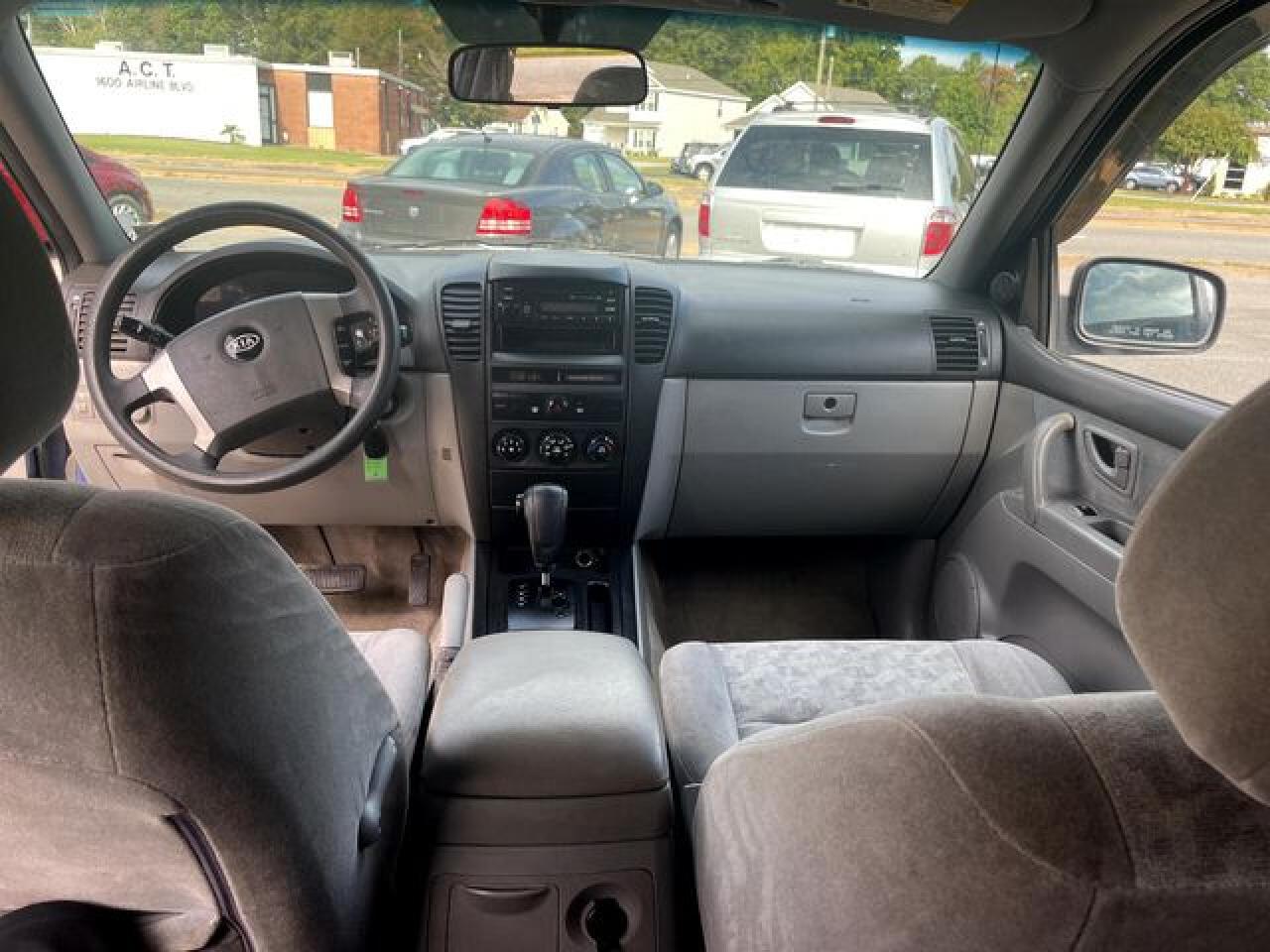 KIA SORENTO 2006 — 13