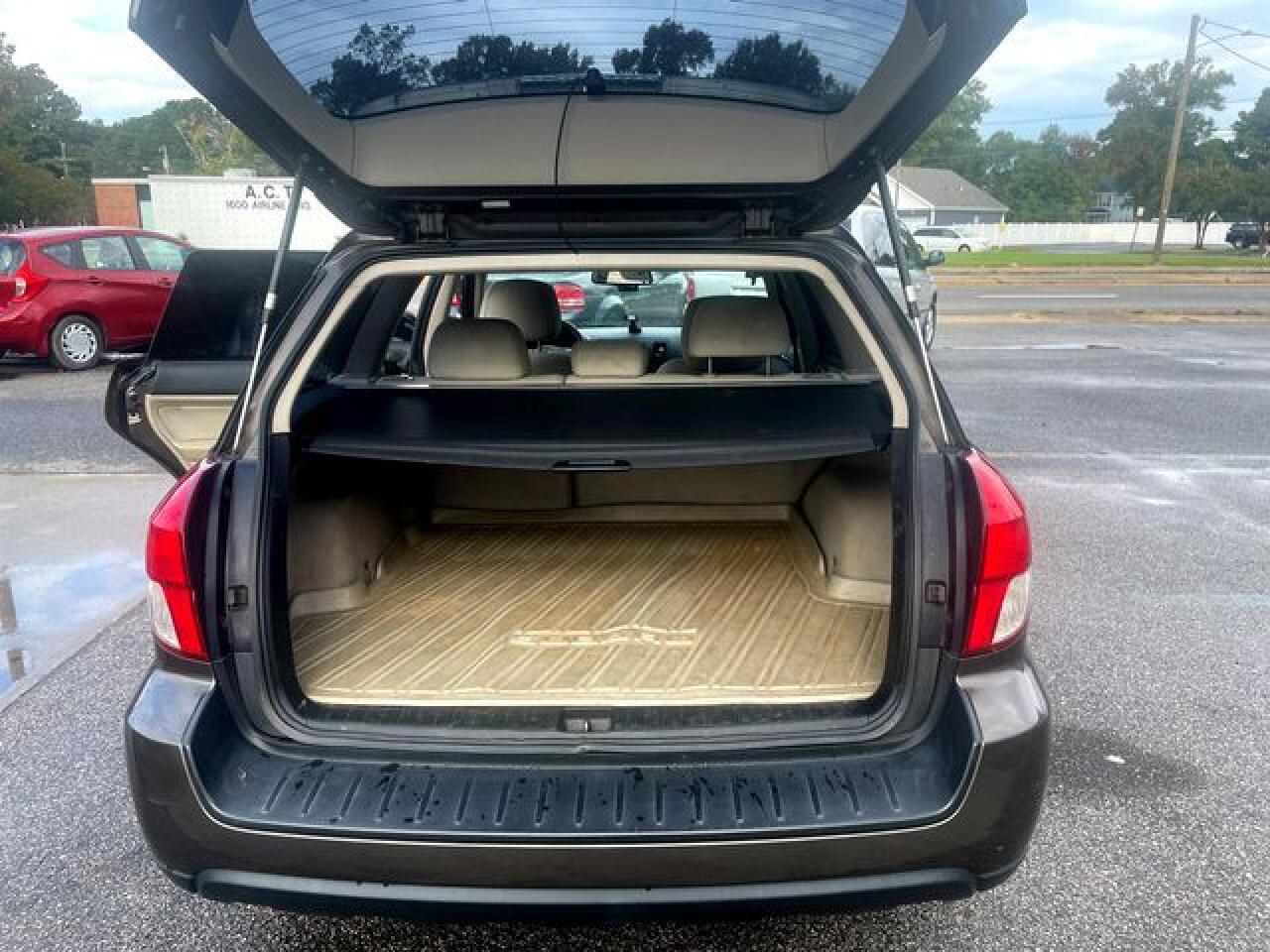 SUBARU OUTBACK 2008 — 12