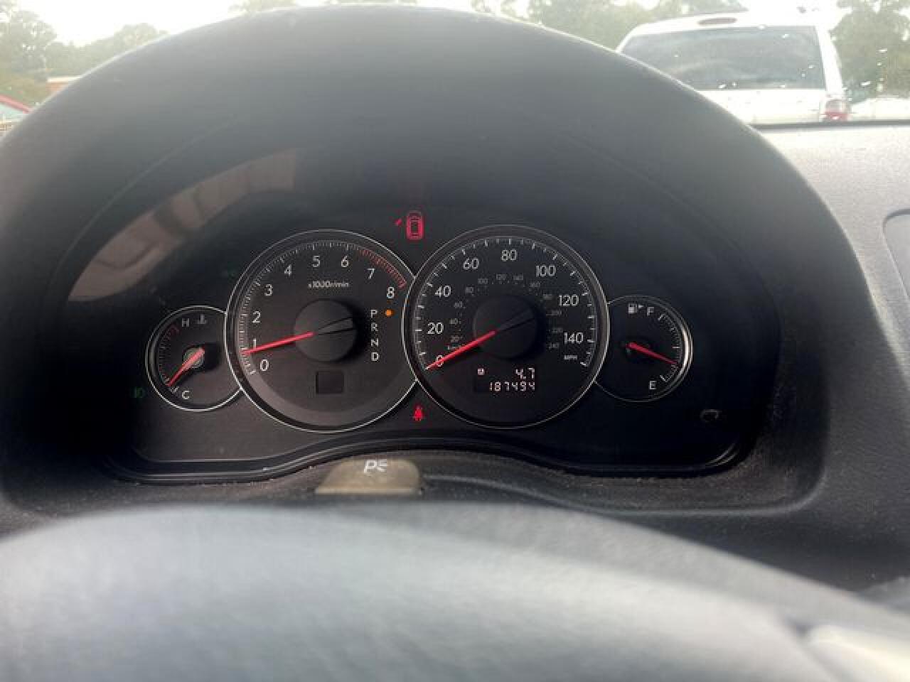 SUBARU OUTBACK 2008 — 9