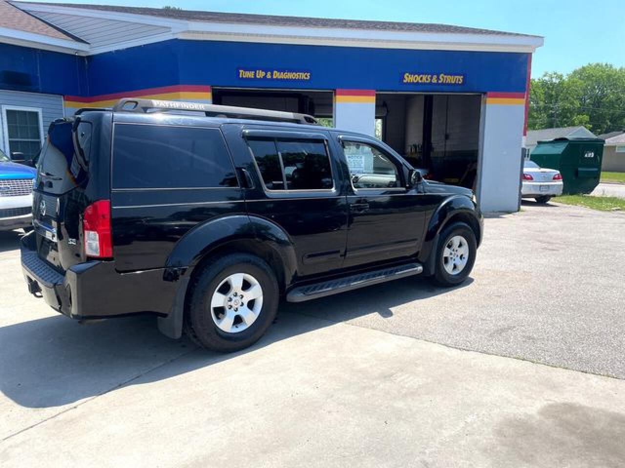 NISSAN PATHFINDER 2006 — 3