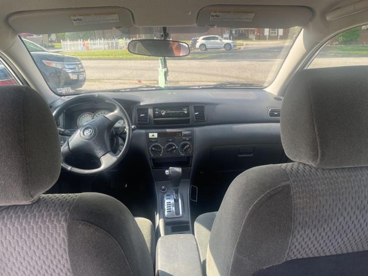 TOYOTA COROLLA 2005 — 8
