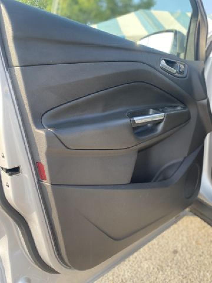 FORD ESCAPE 2014 — 17