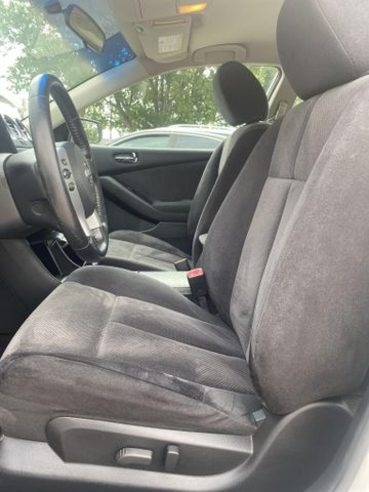 NISSAN ALTIMA 2009 — 10