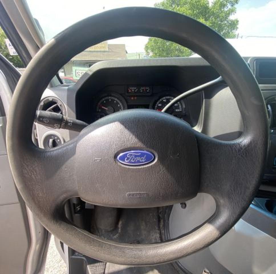 FORD ECONOLINE 2012 — 12