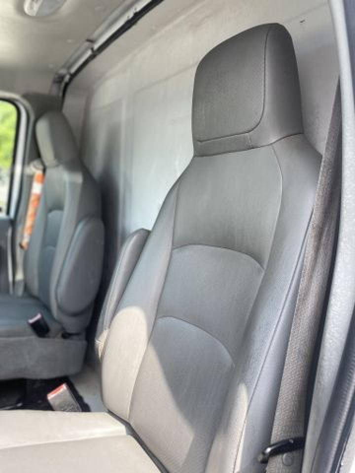 FORD ECONOLINE 2012 — 8