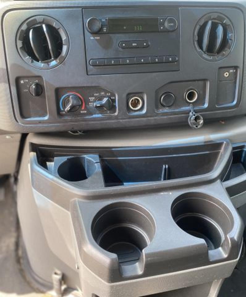 FORD ECONOLINE 2012 — 11