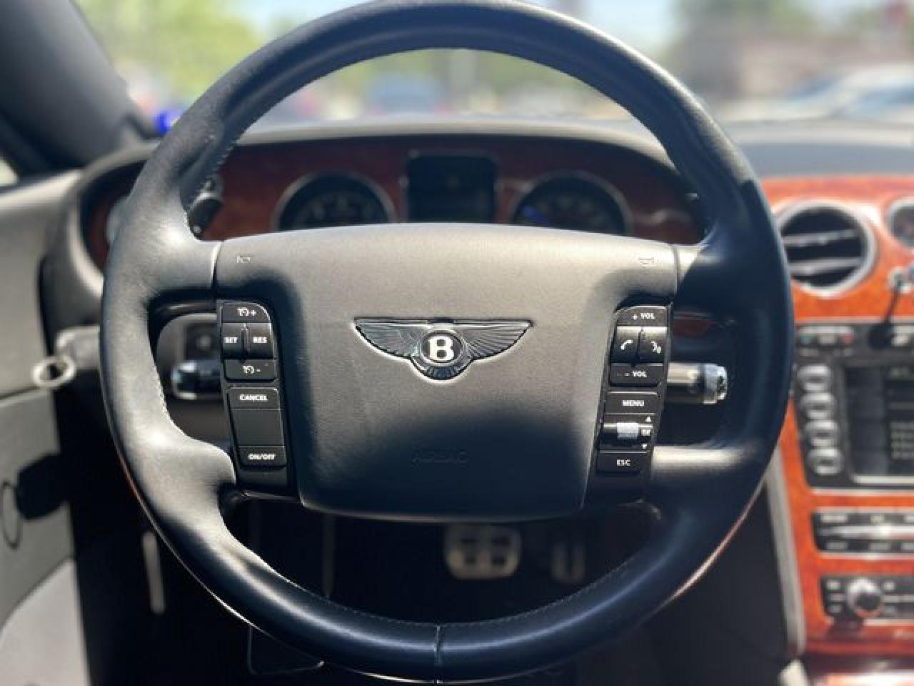 BENTLEY CONTINENTAL 2005 — 14