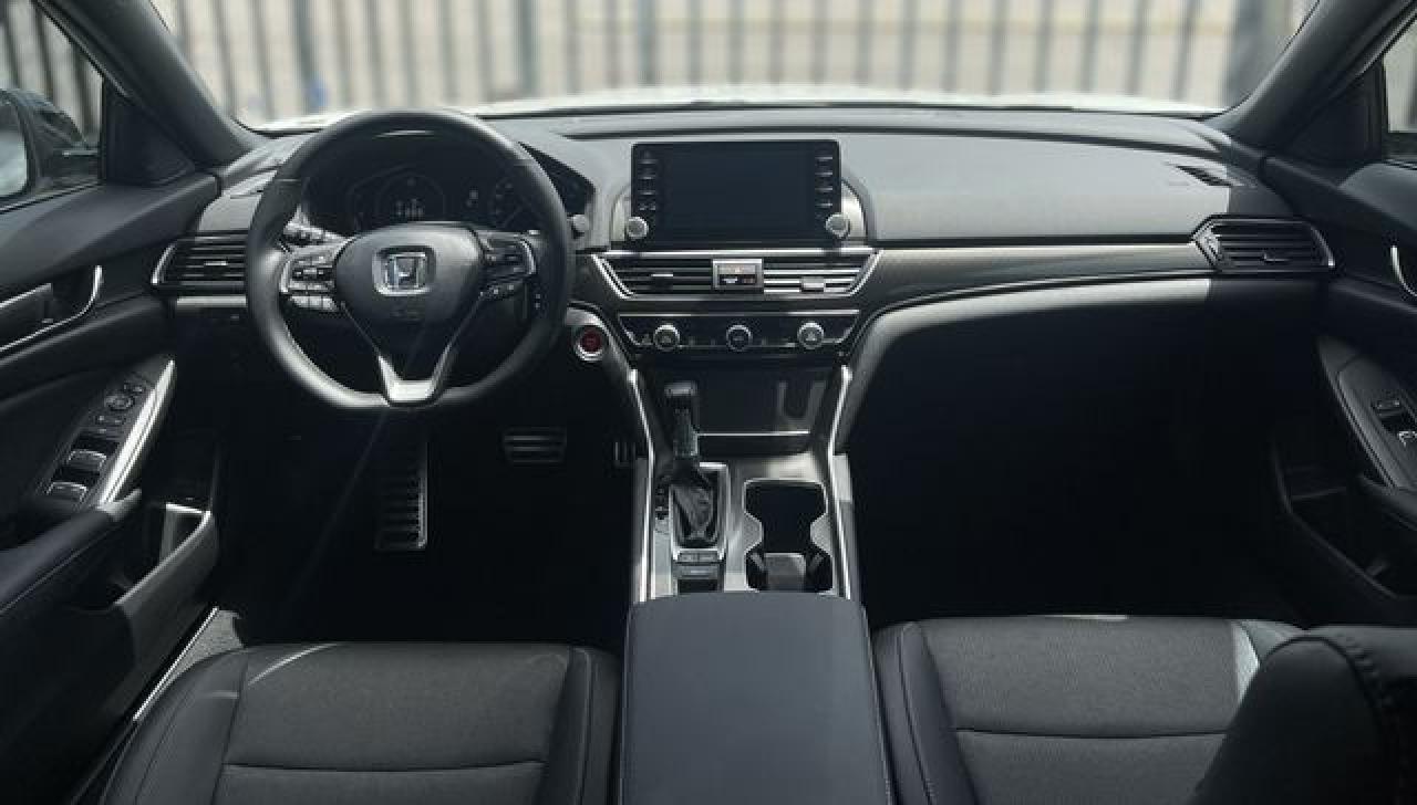 HONDA ACCORD 2021 — 12