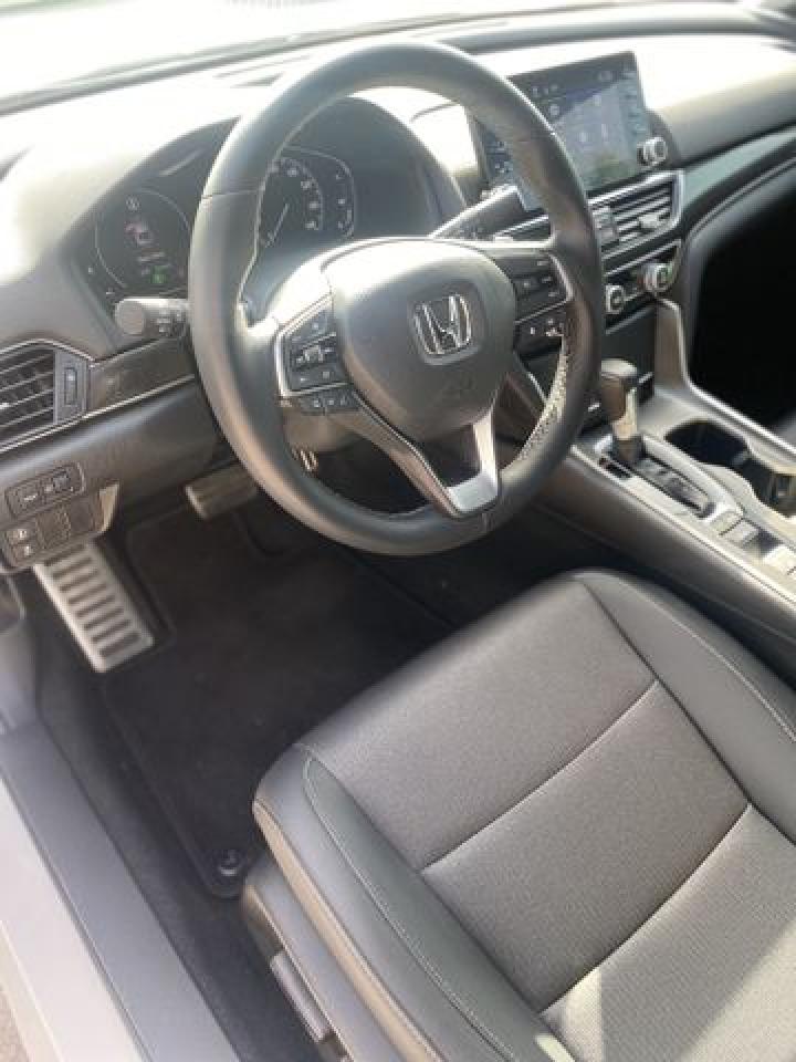 HONDA ACCORD 2021 — 14