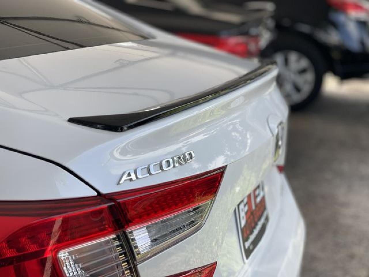 HONDA ACCORD 2021 — 6