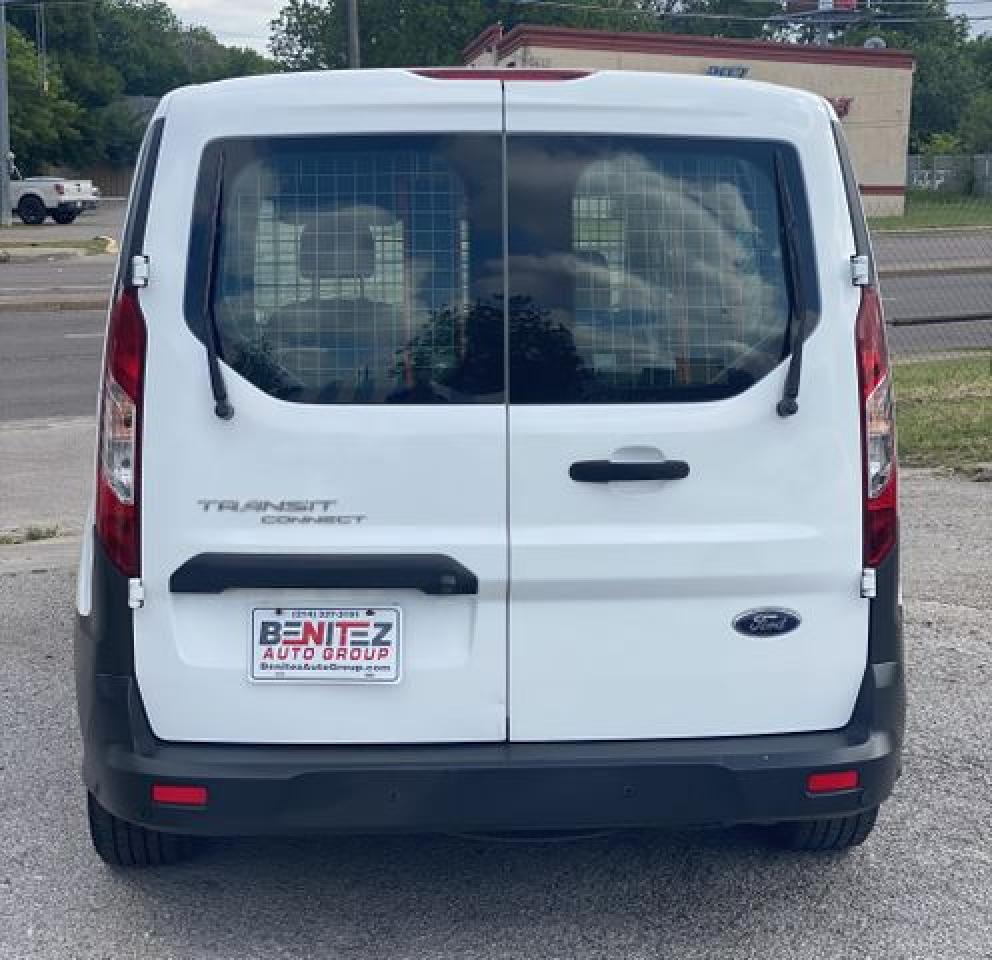 FORD TRANSIT CONNECT 2017 — 6