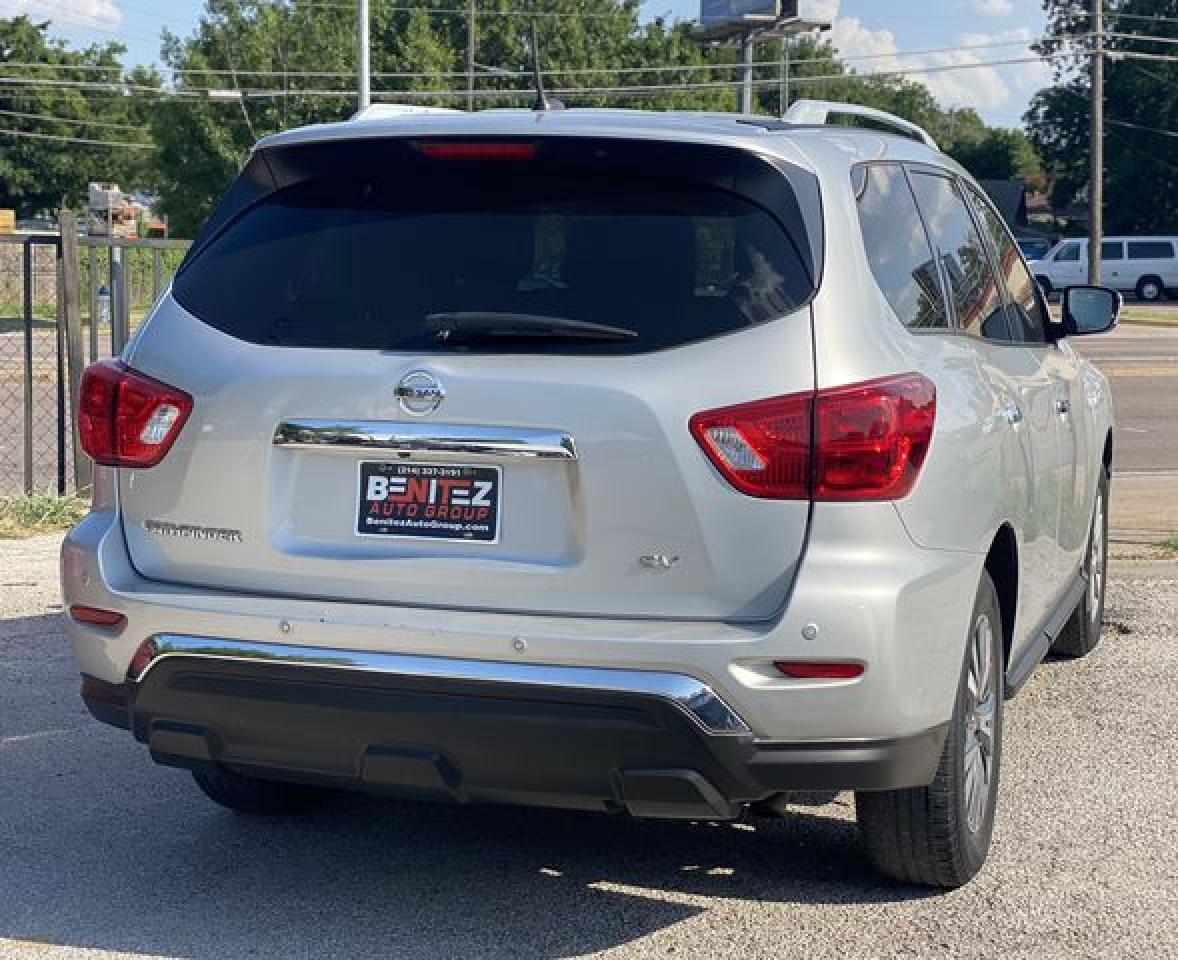 NISSAN PATHFINDER 2017 — 7