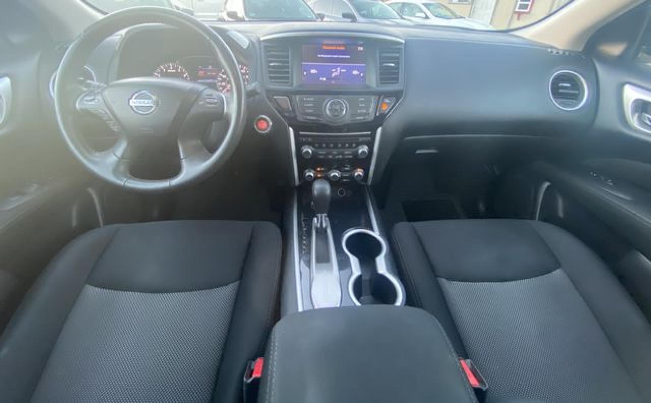 NISSAN PATHFINDER 2017 — 8