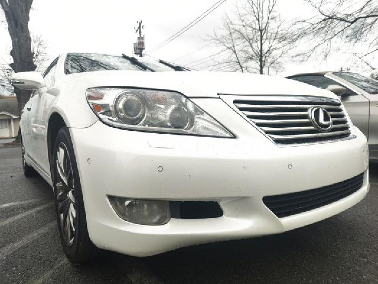 LEXUS LS 2011 — 2