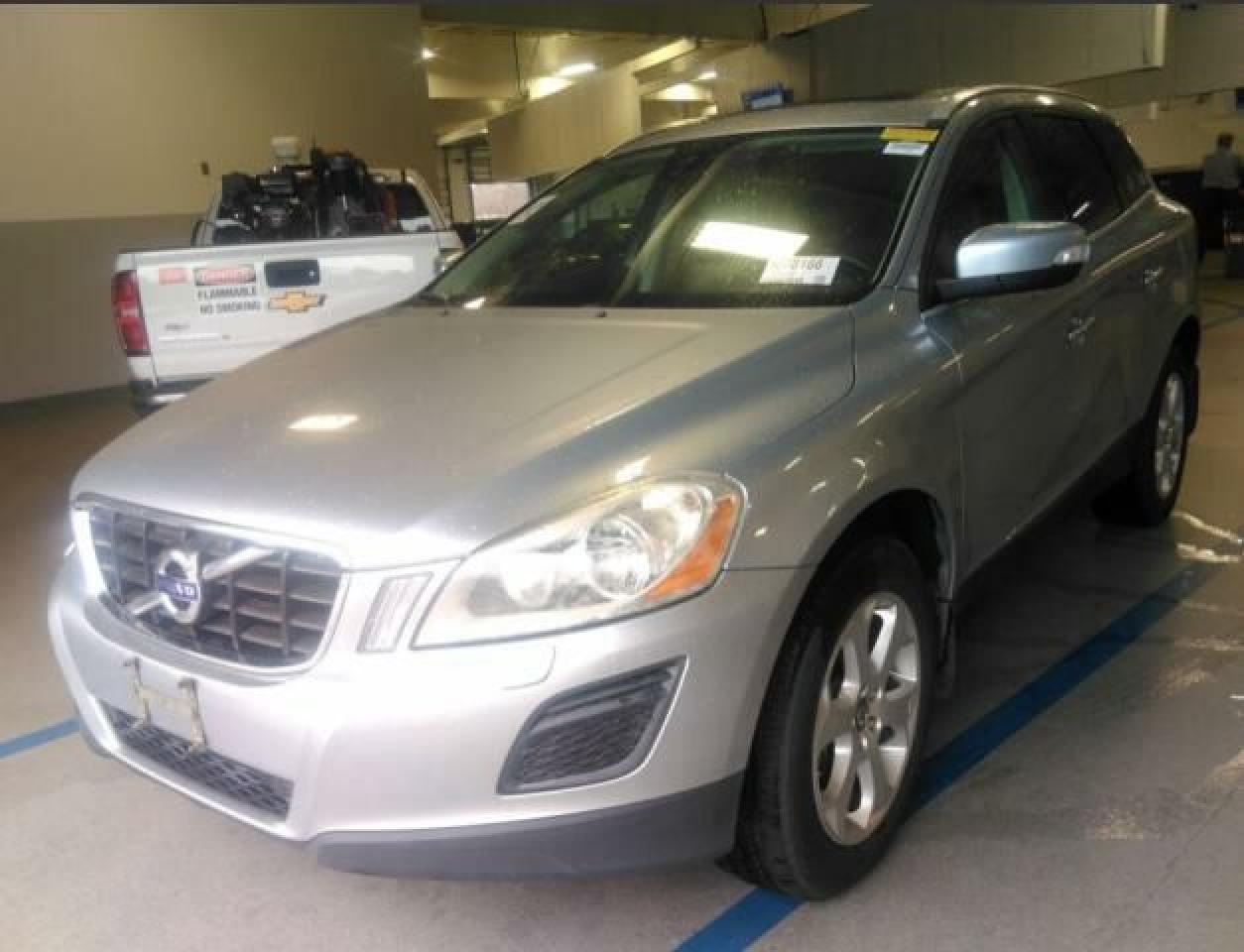 VOLVO XC60 2013 — 9