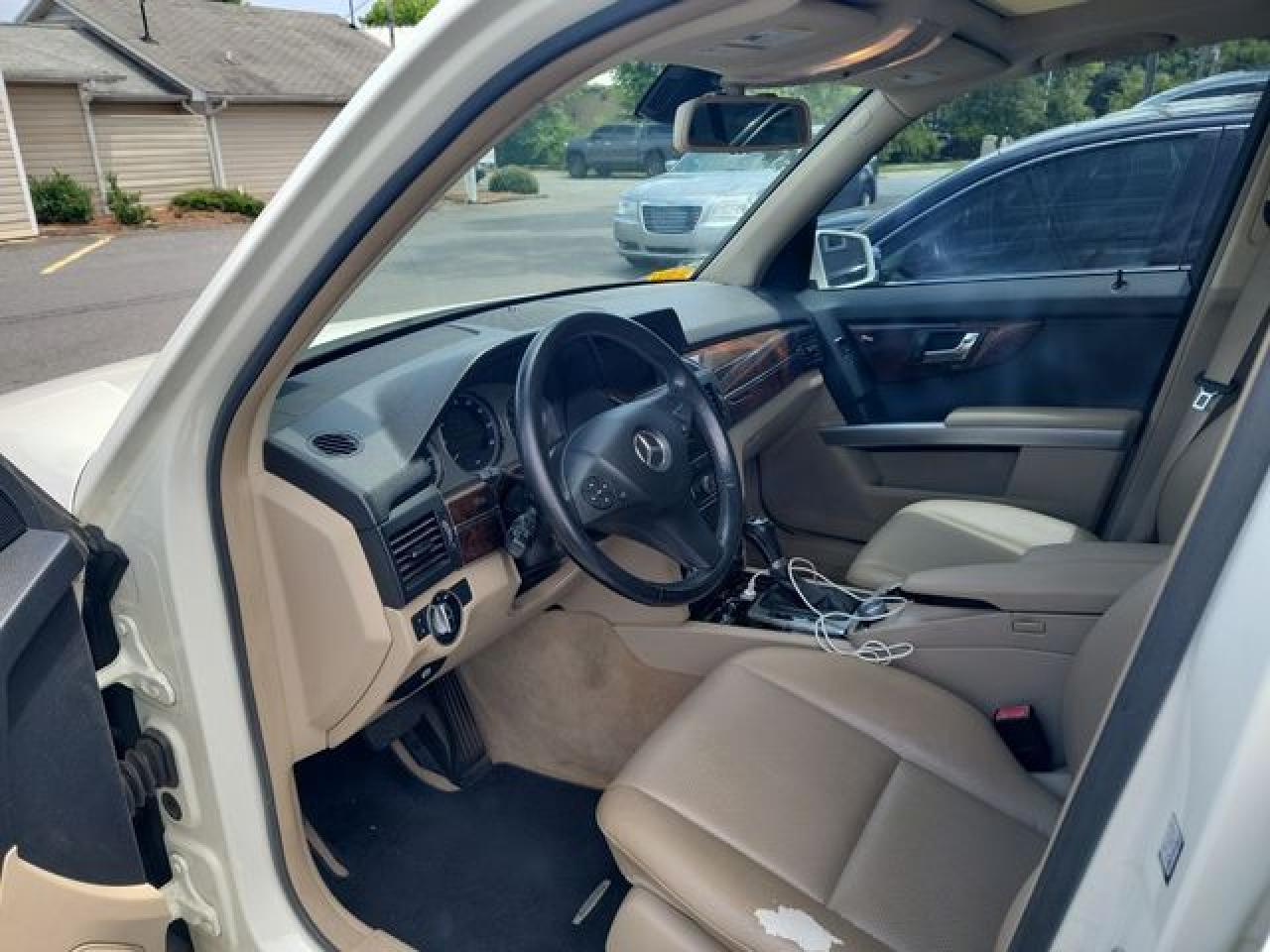 MERCEDES-BENZ GLK 2011 — 3