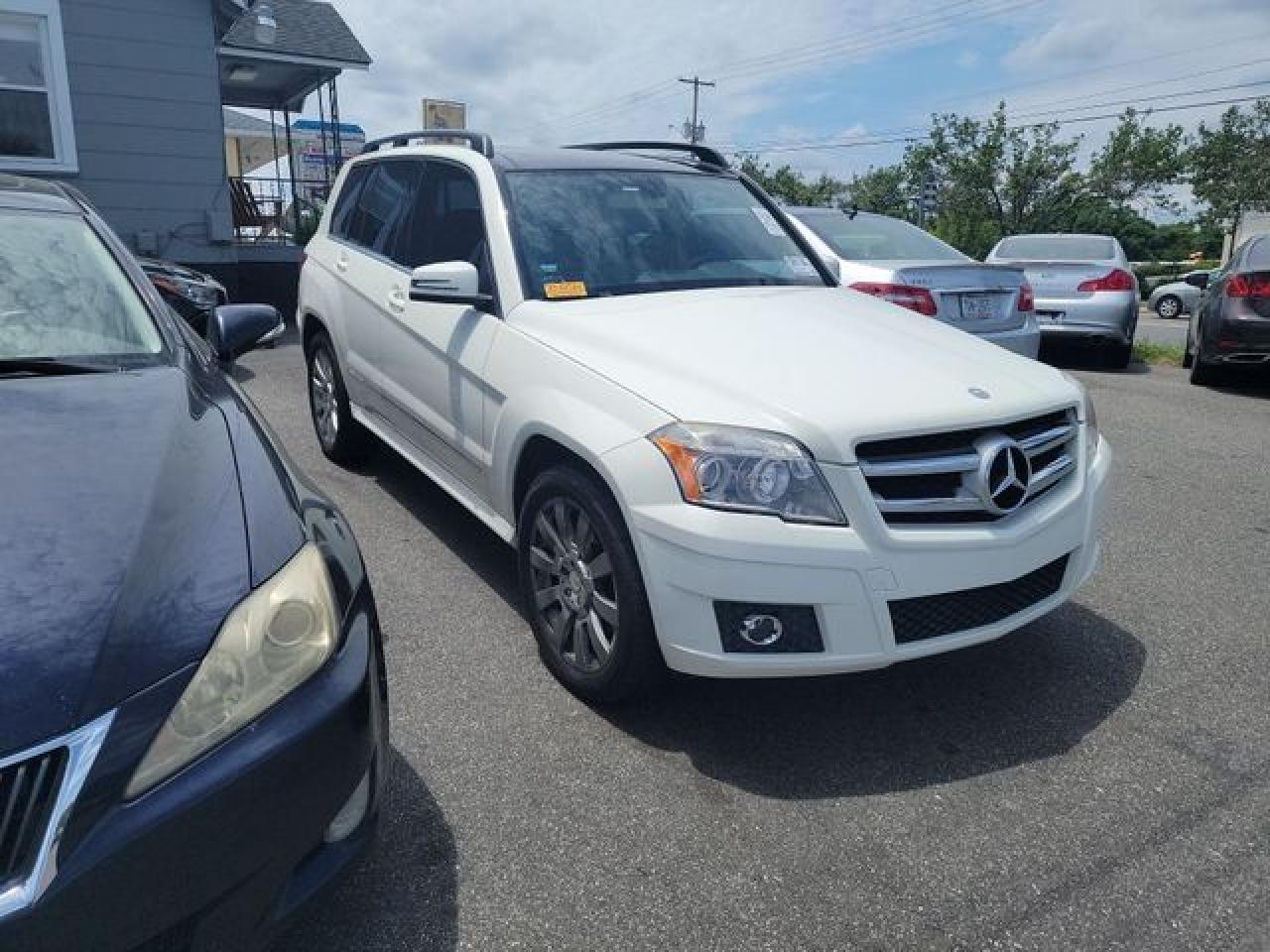 2011 MERCEDES-BENZ GLK 350