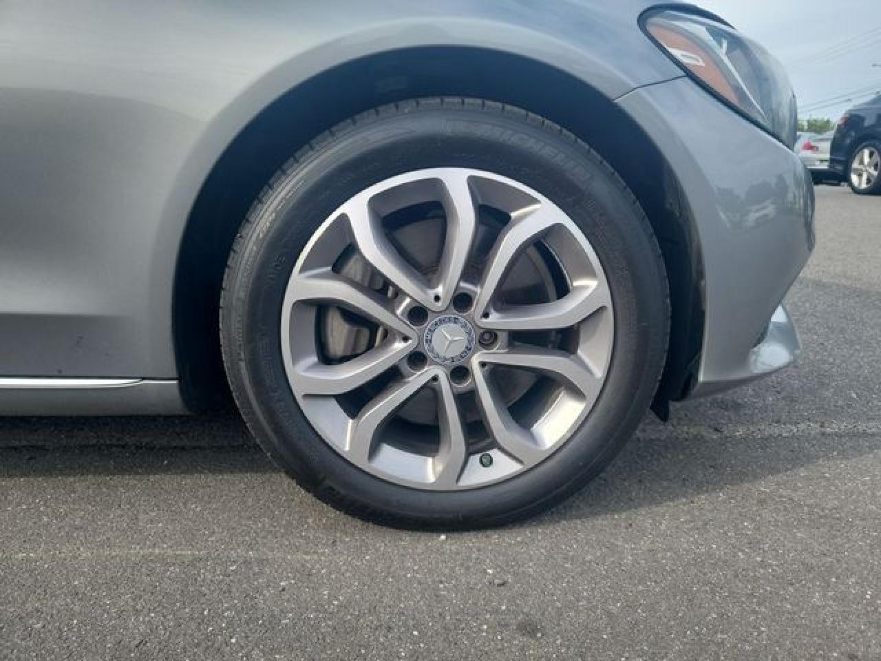 2015 MERCEDES-BENZ C 300