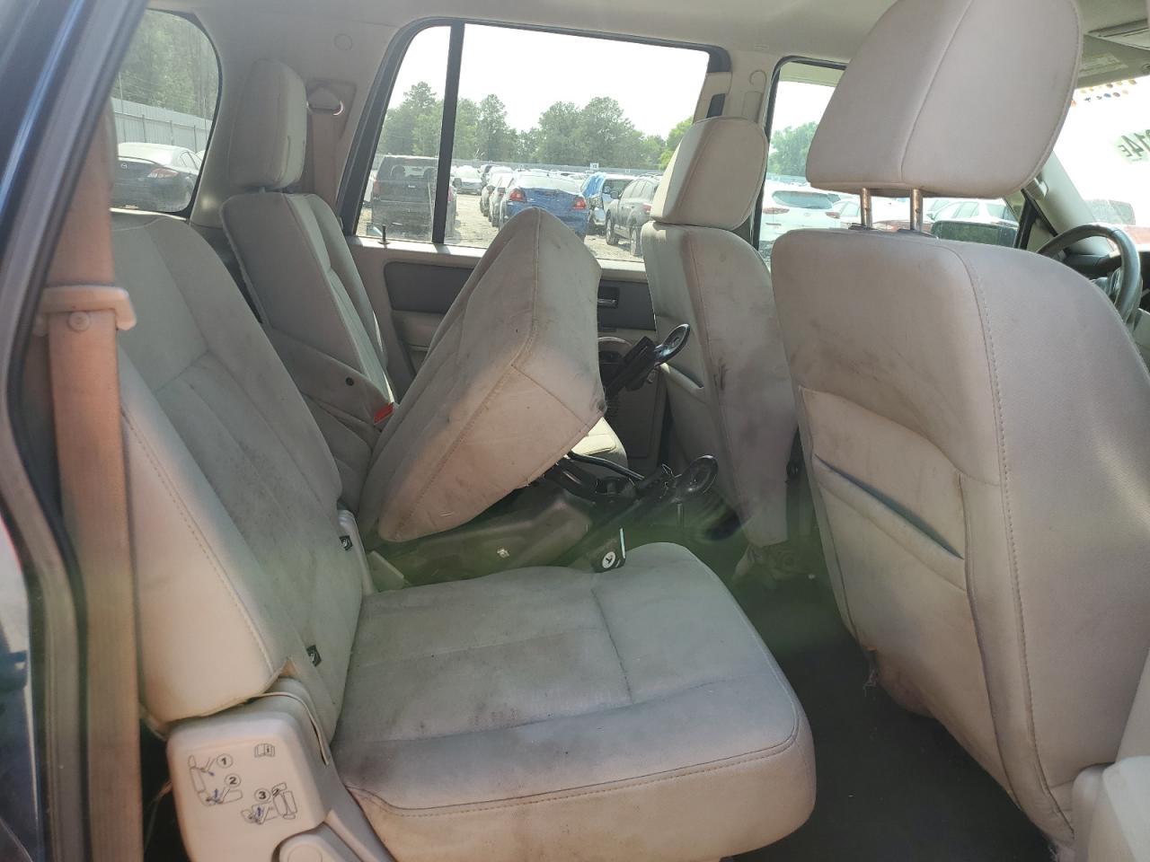 FORD EXPEDITION 2008 — 12